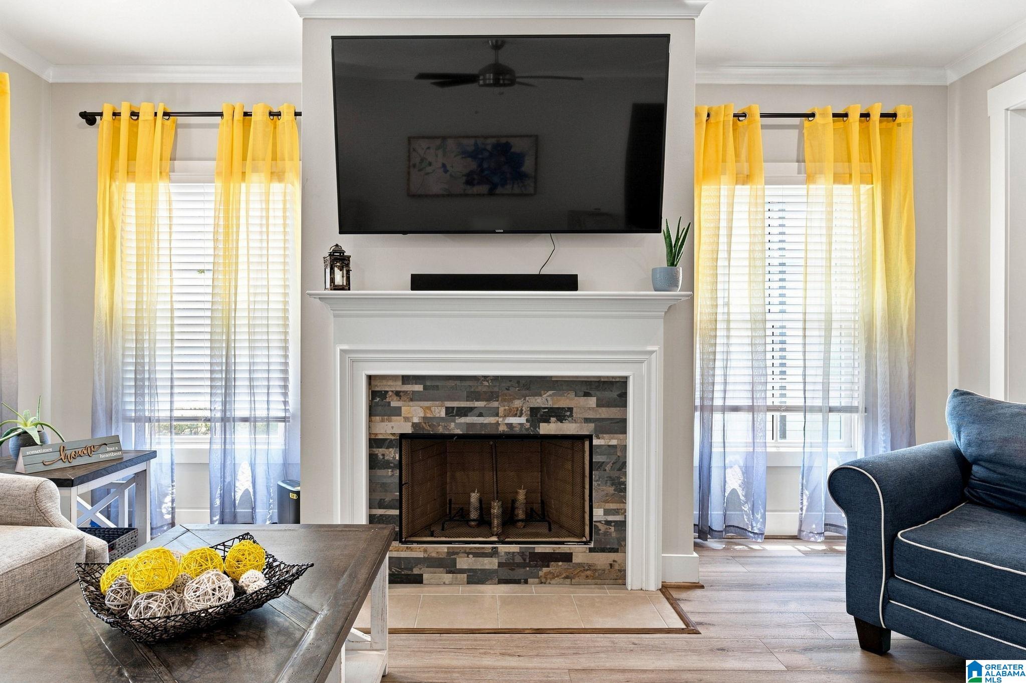 1056 GARNET DRIVE