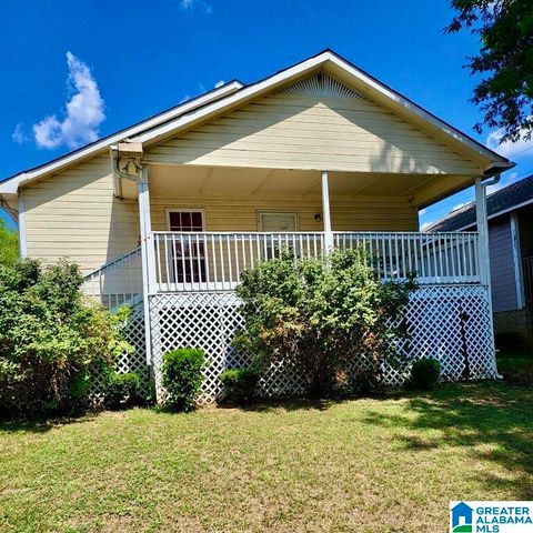 Photo of 1408 Avenue D, BIRMINGHAM, AL 35218 (MLS # 21448548)