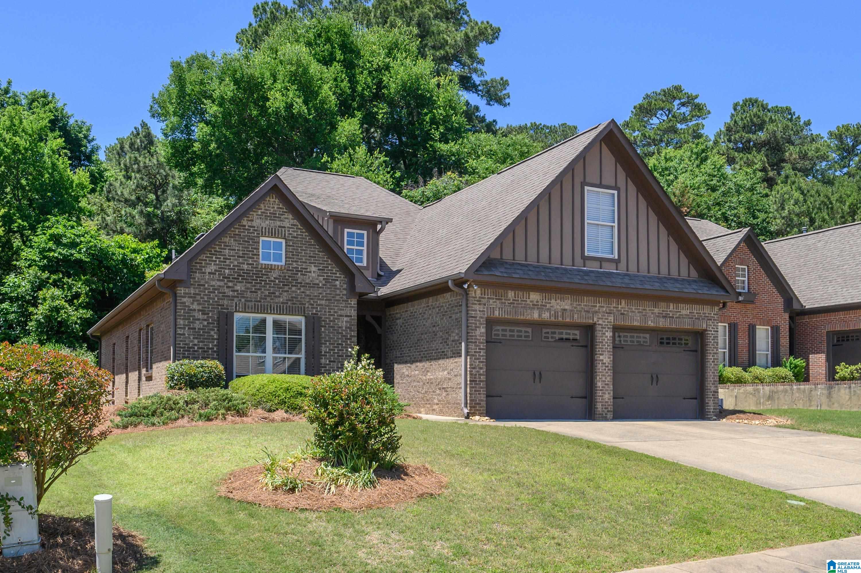 724 BAINBRIDGE LANE