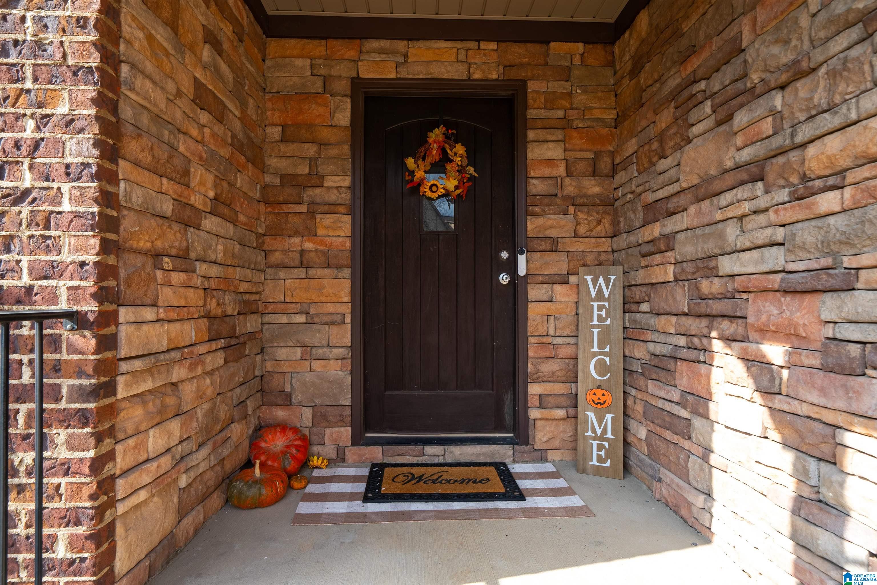 152 EAGLE COVE DRIVE