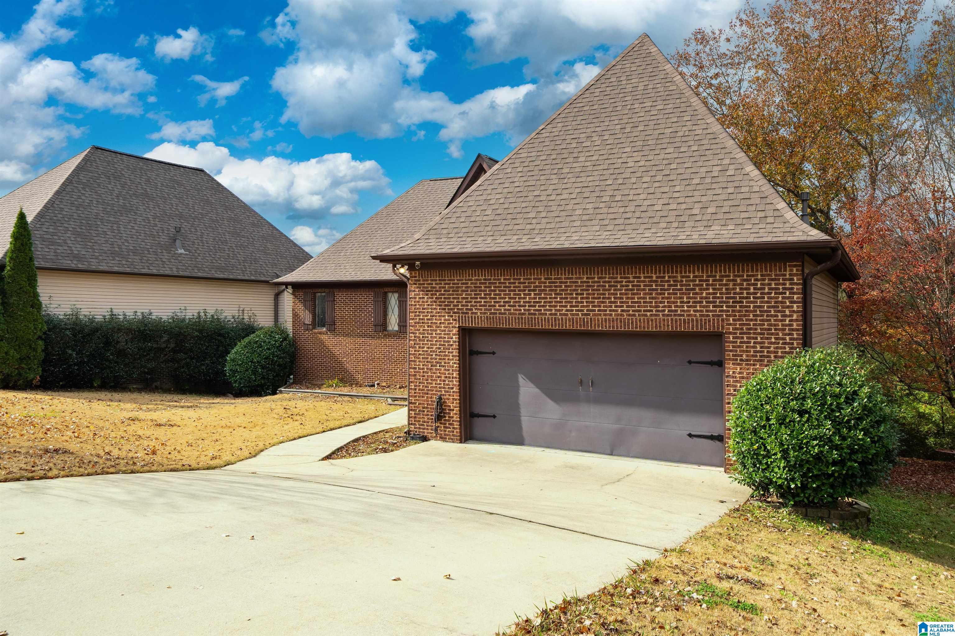 152 EAGLE COVE DRIVE