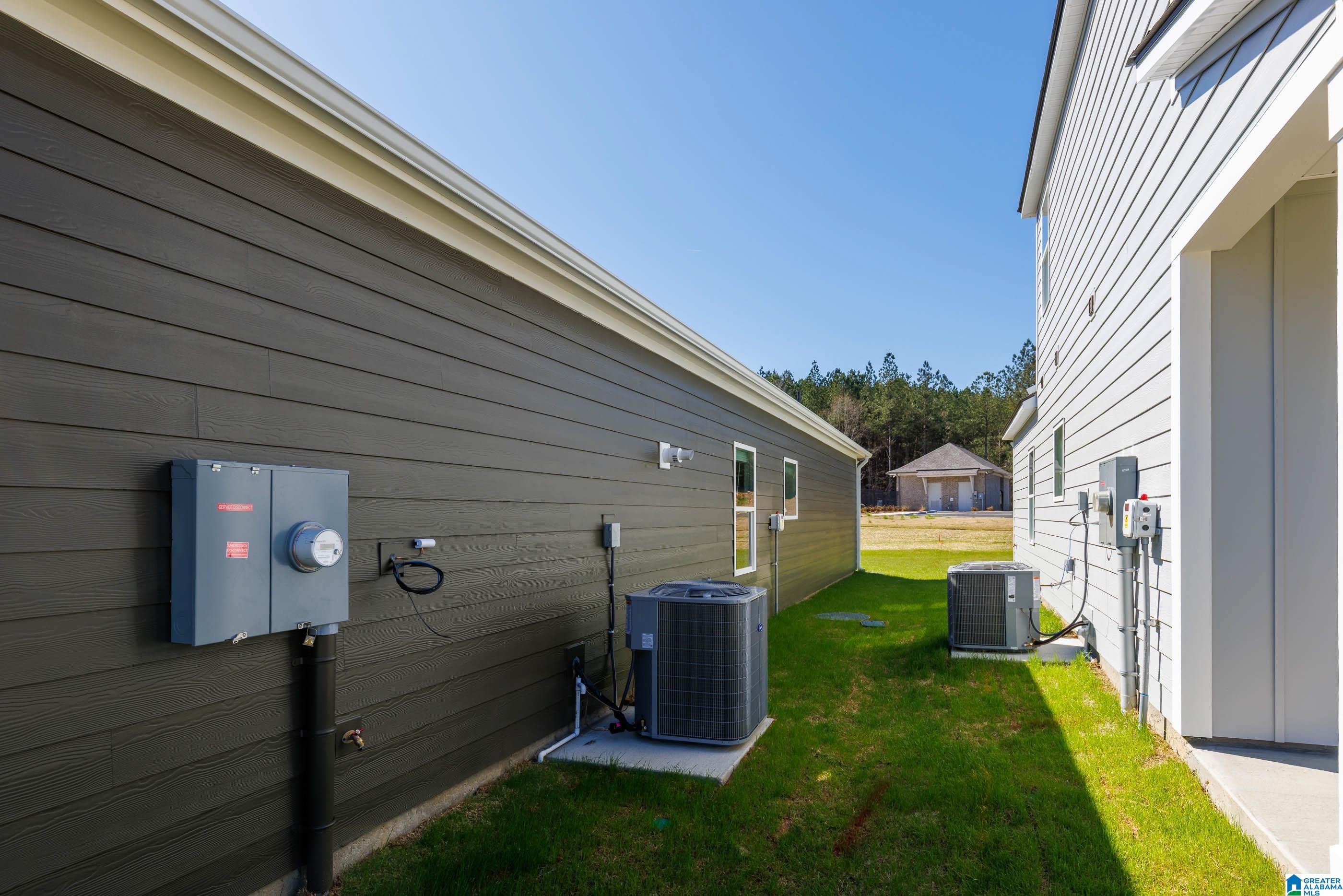 9911 CHELSEA PARK TRAIL