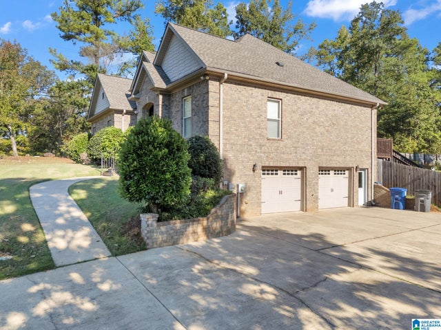 1001 ASBURY CIRCLE