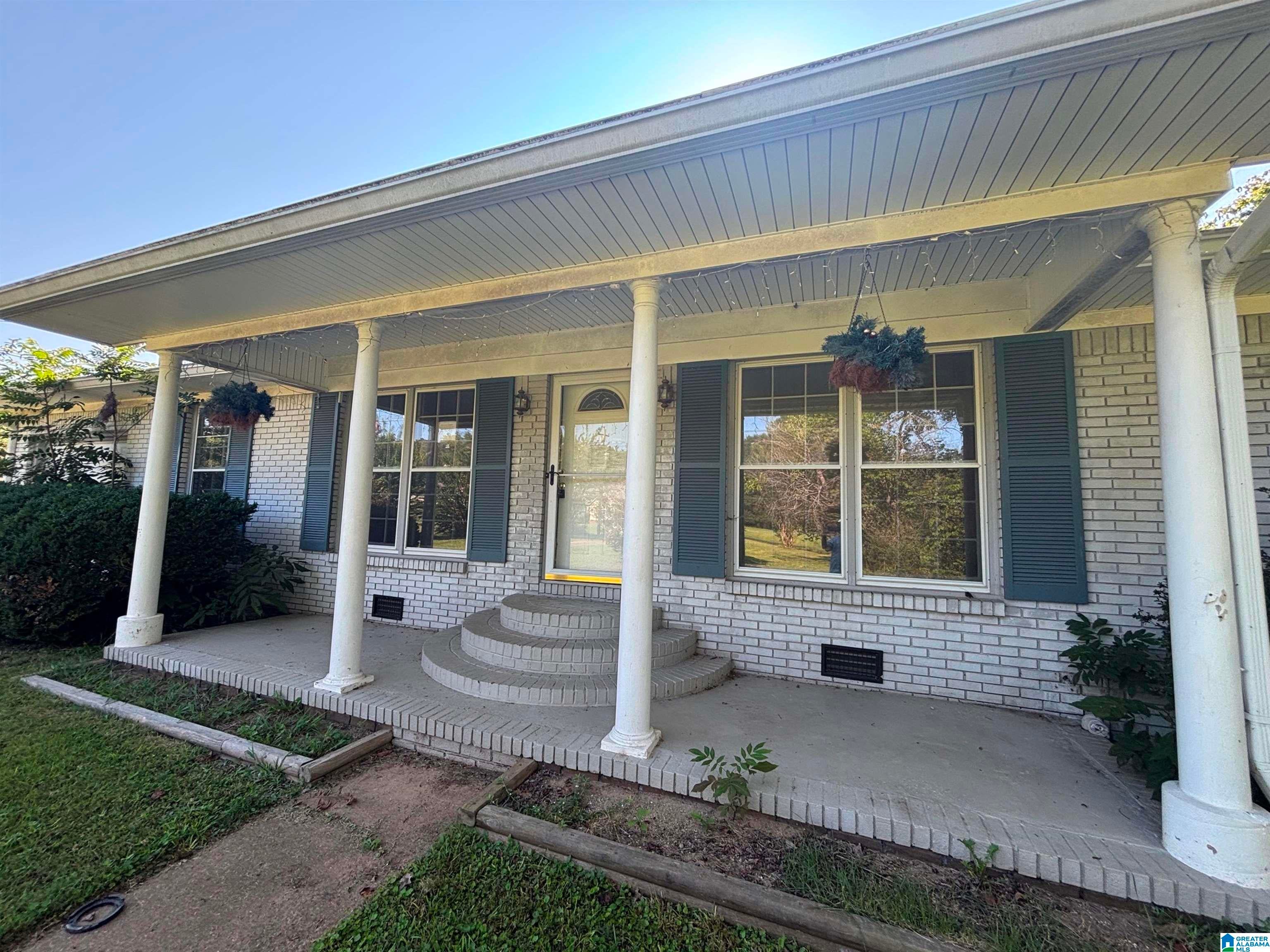 8341 N VALLEY ROAD