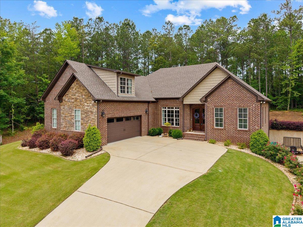 817 GREY OAKS COVE