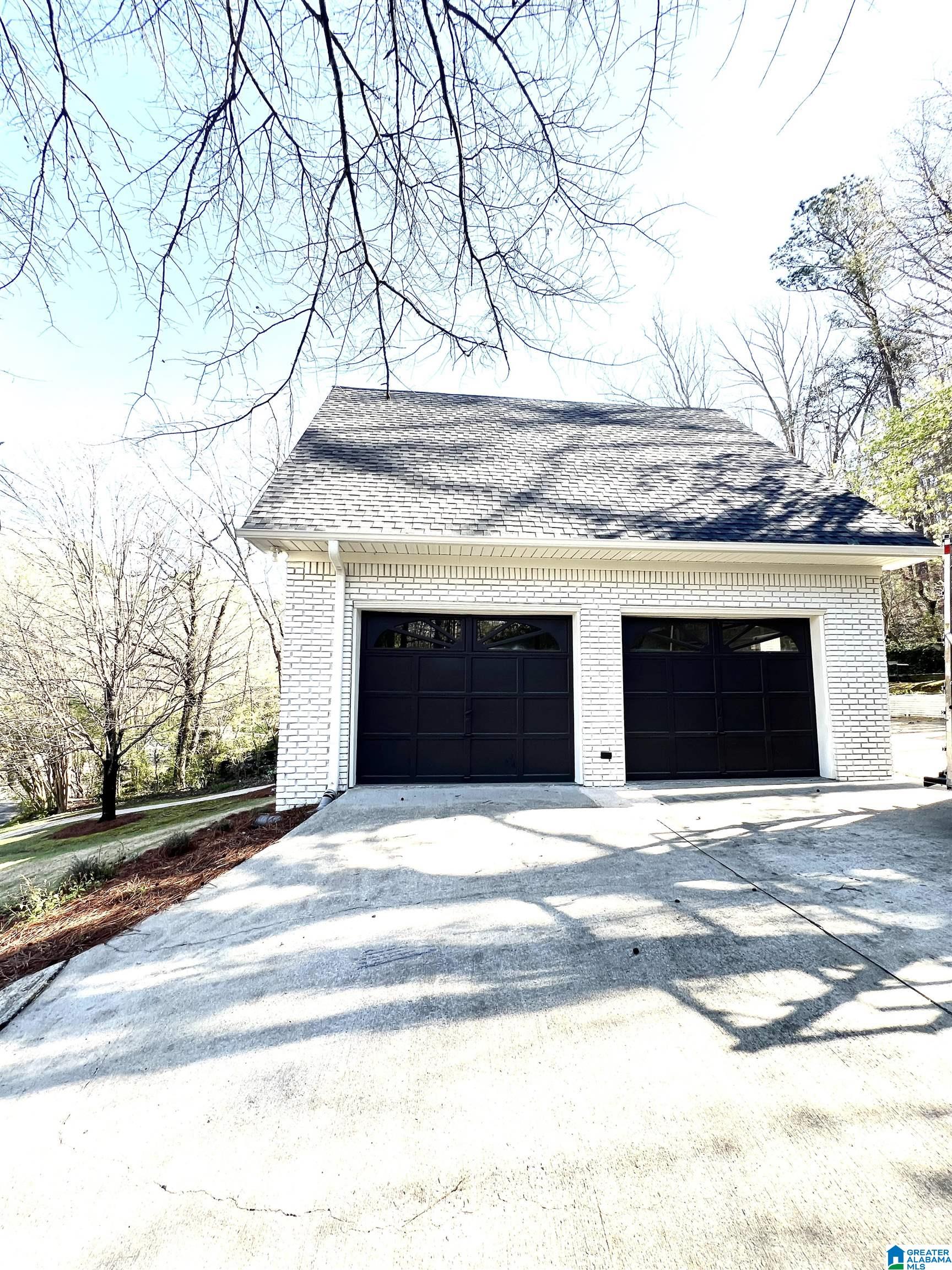 4413 VICKSBURG DRIVE