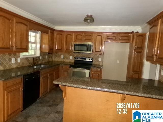 2359 CRYSTAL LAKE ROAD