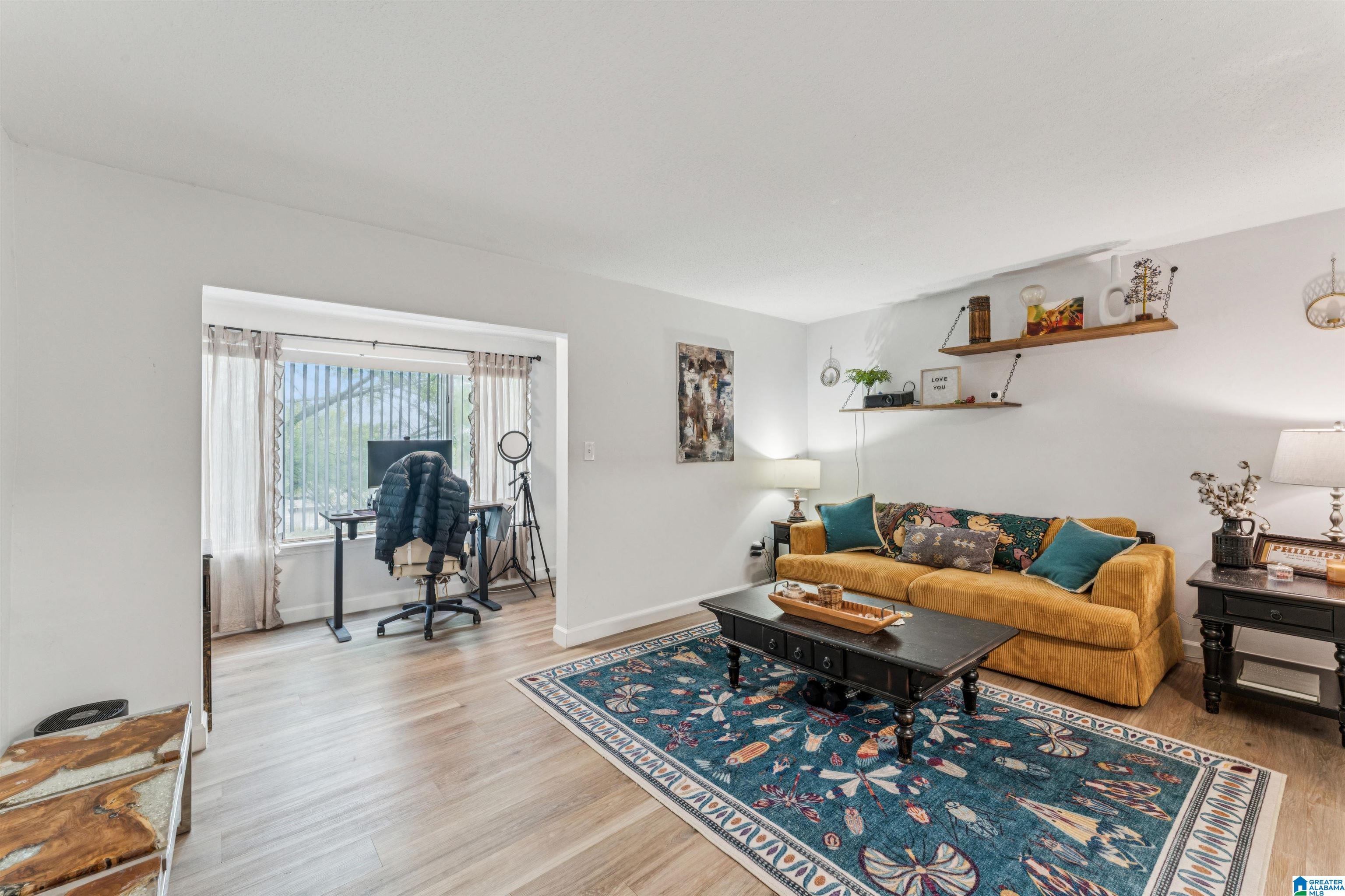 416 SKYVIEW DRIVE B - Photo 2