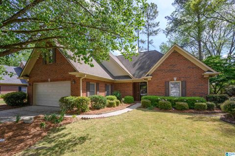 Photo of 2712 Crandall Court, BIRMINGHAM, AL 35243 (MLS # 21448744)