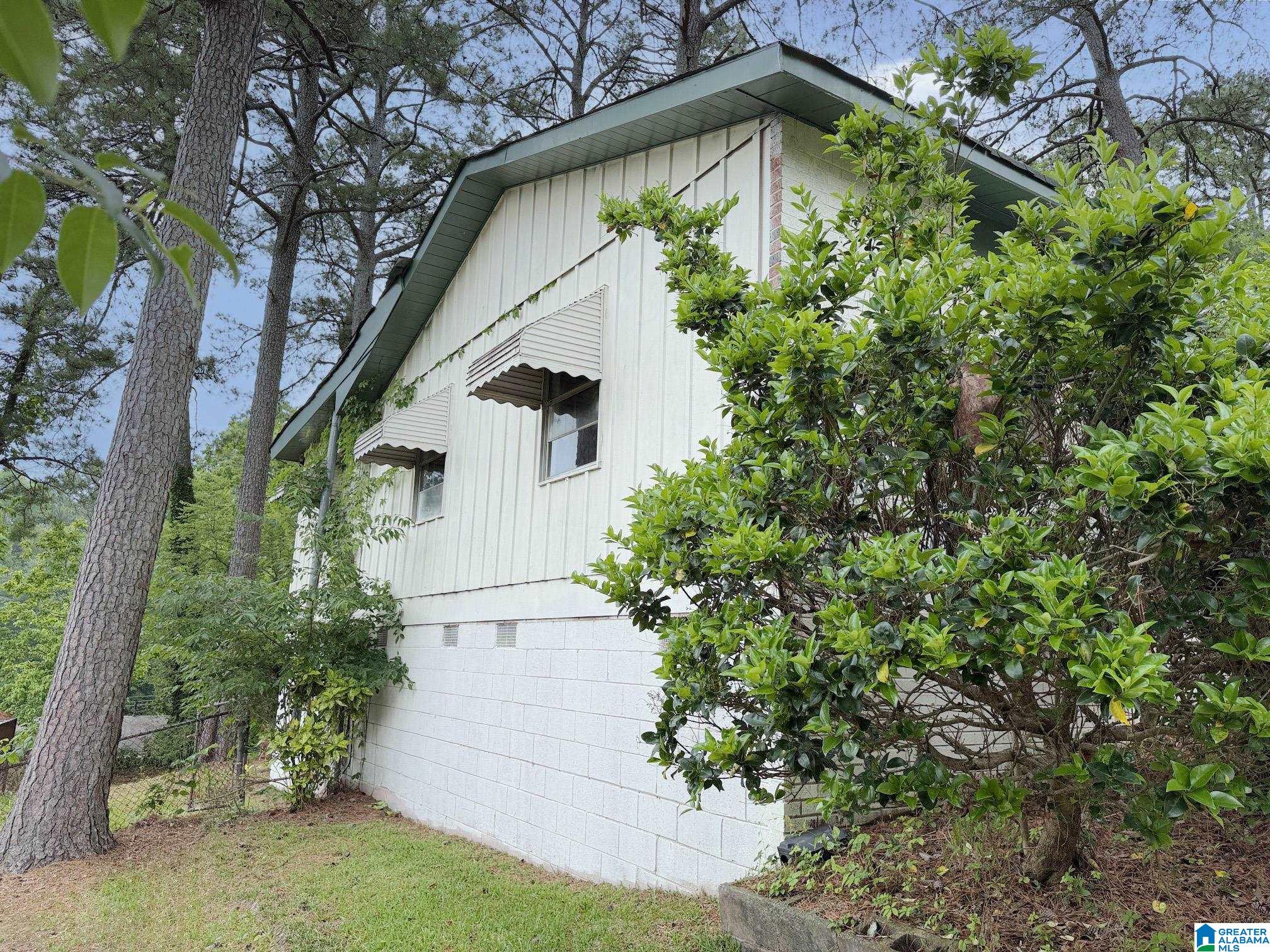 2413 TEMPEST DRIVE SW