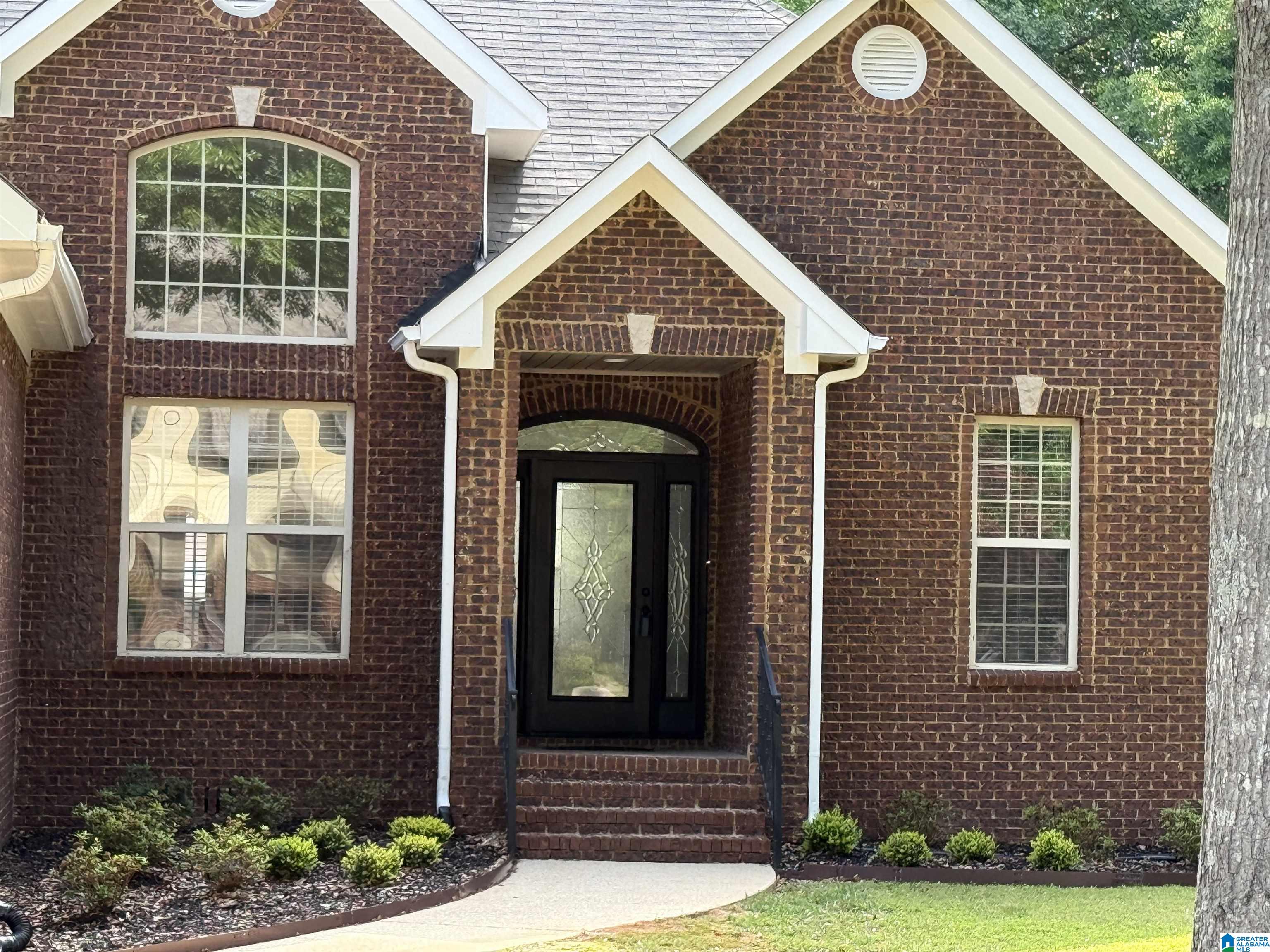 2050 MORRIS FARMS DRIVE