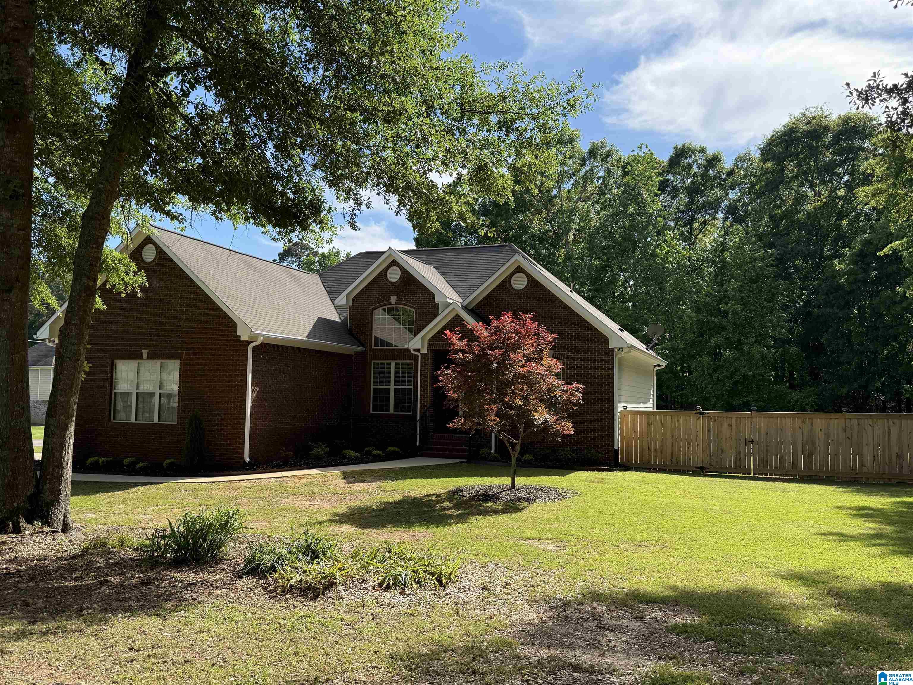 2050 MORRIS FARMS DRIVE