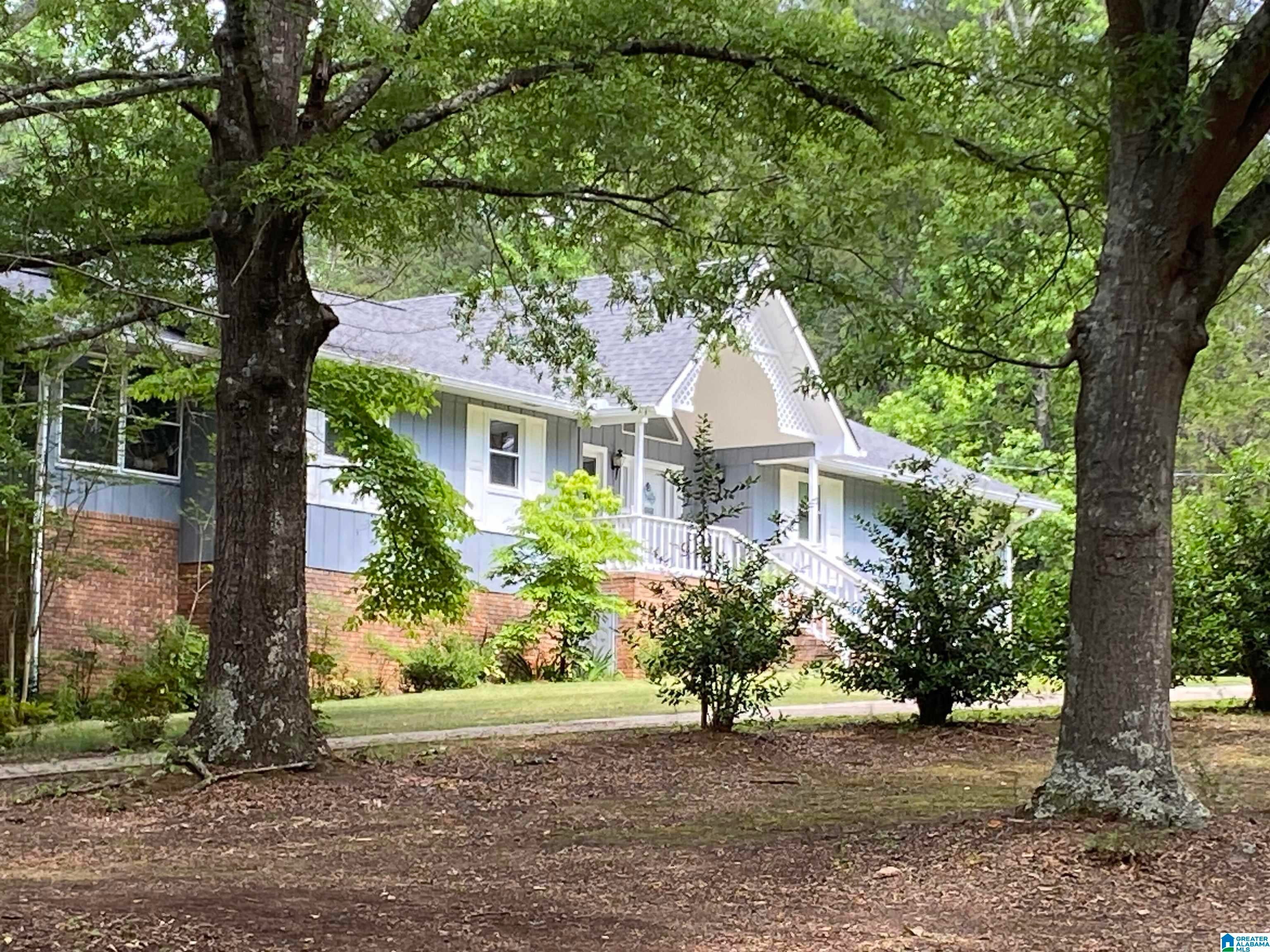 608 KELLY LYNN DRIVE