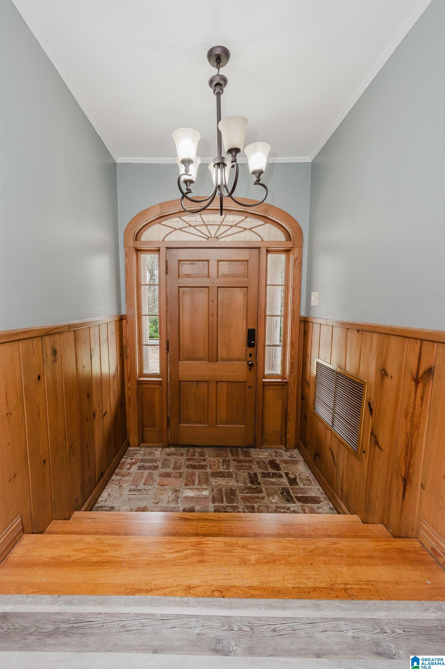 1406 VALLEY ROAD