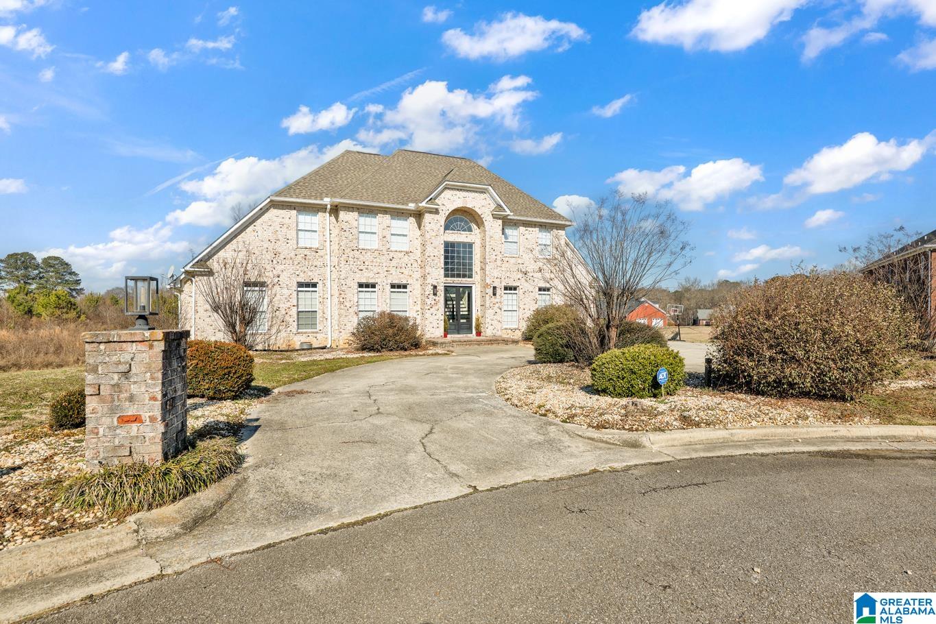 76 DERRICK CIRCLE - Photo 2