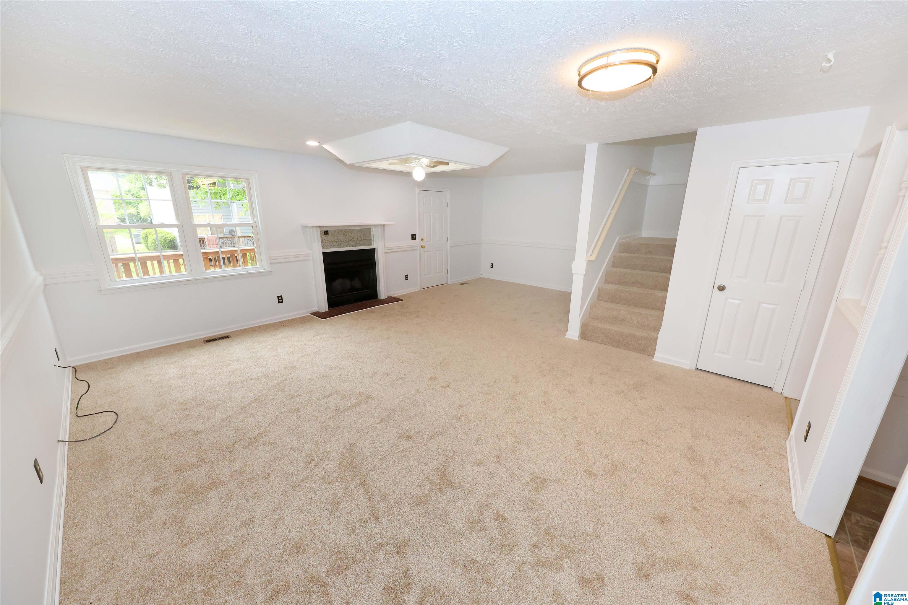 5804 WOODGATE CIRCLE