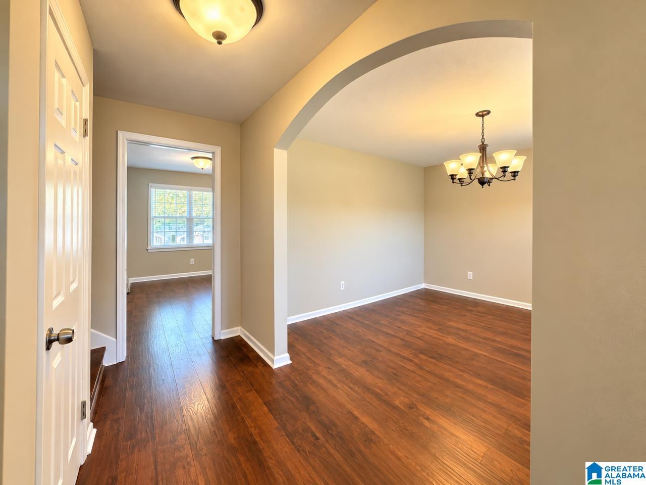 7924 CRESVIEW DRIVE