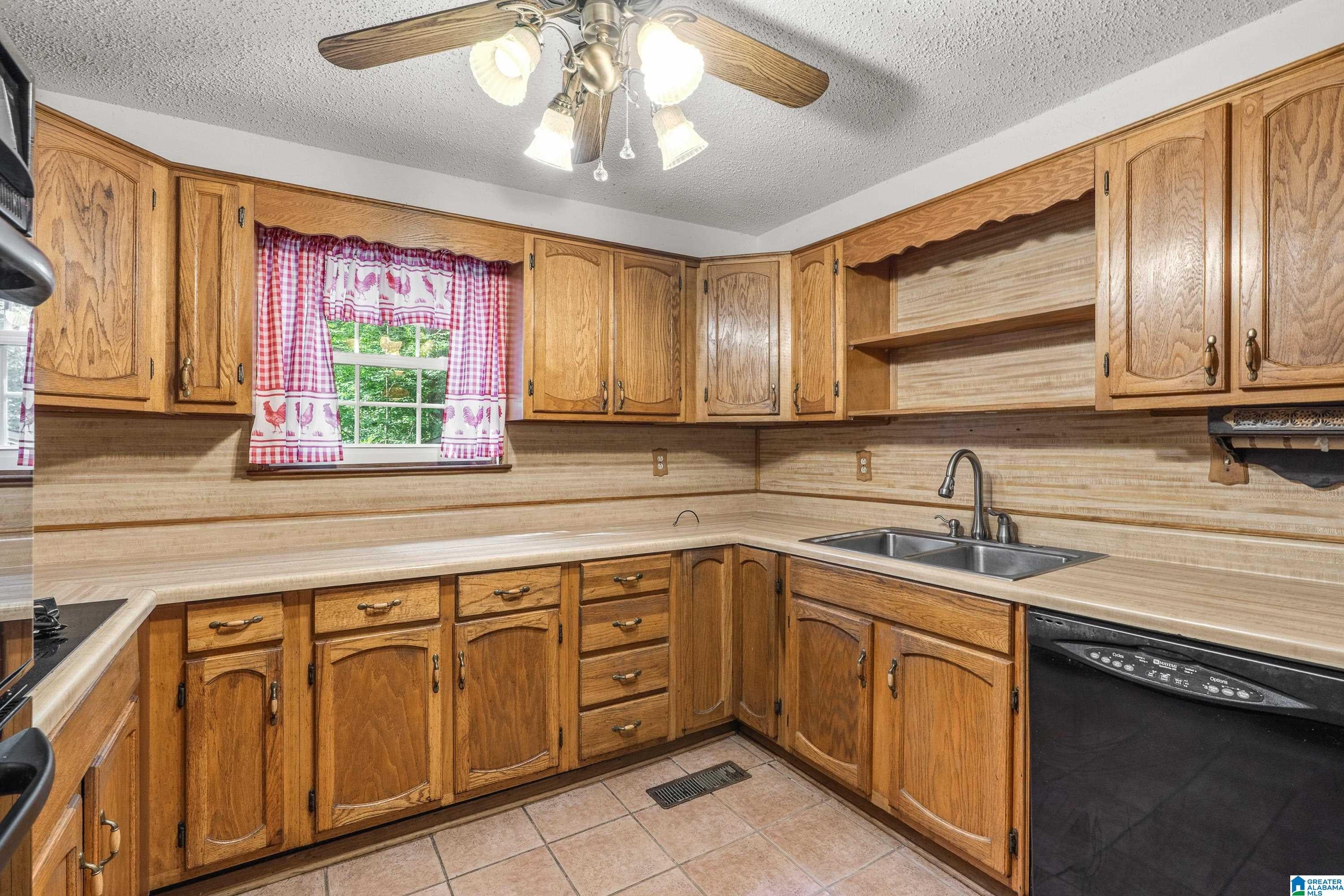 175 KINNCO DRIVE