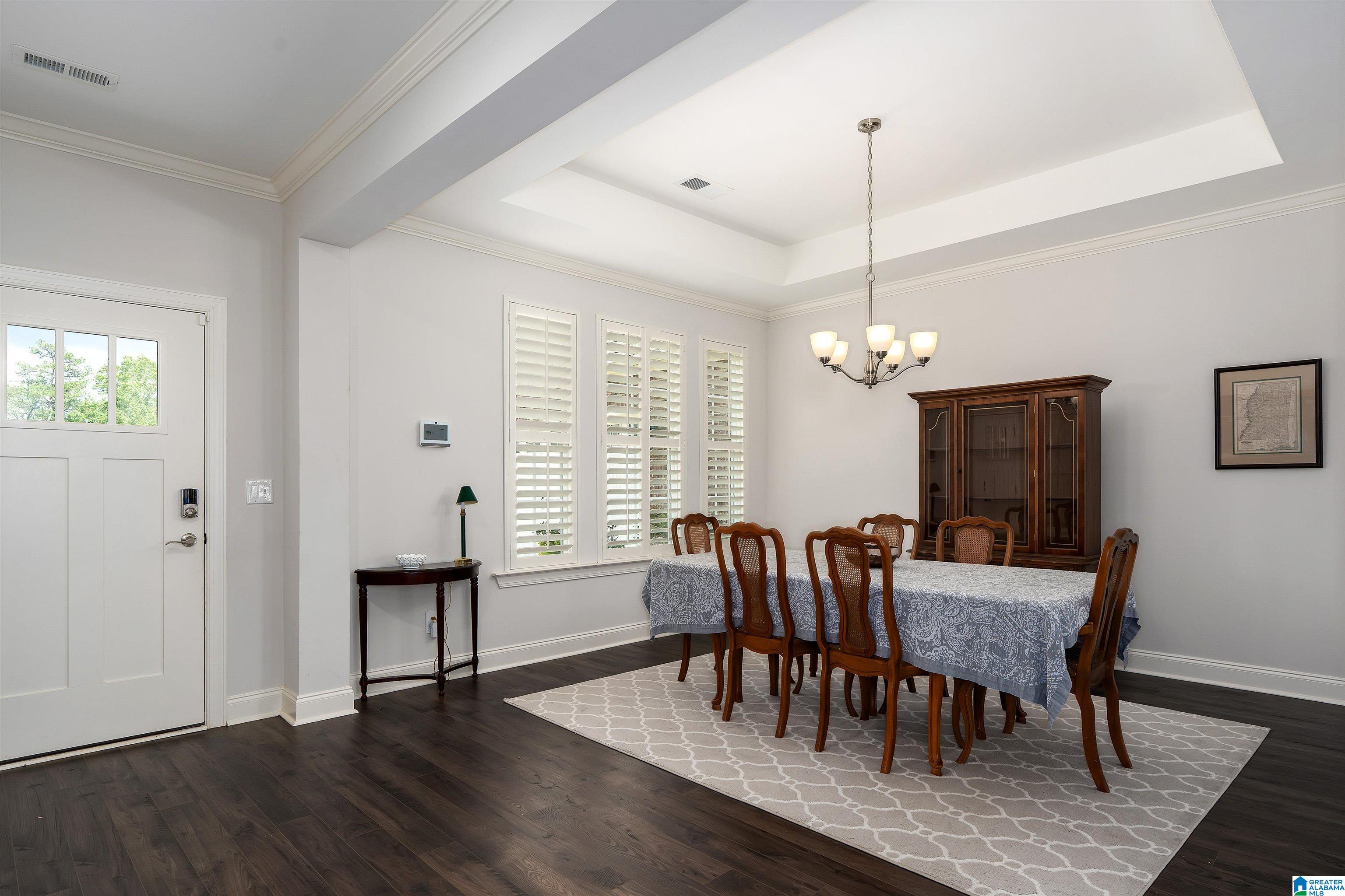 6484 WINSLOW PARC LANE