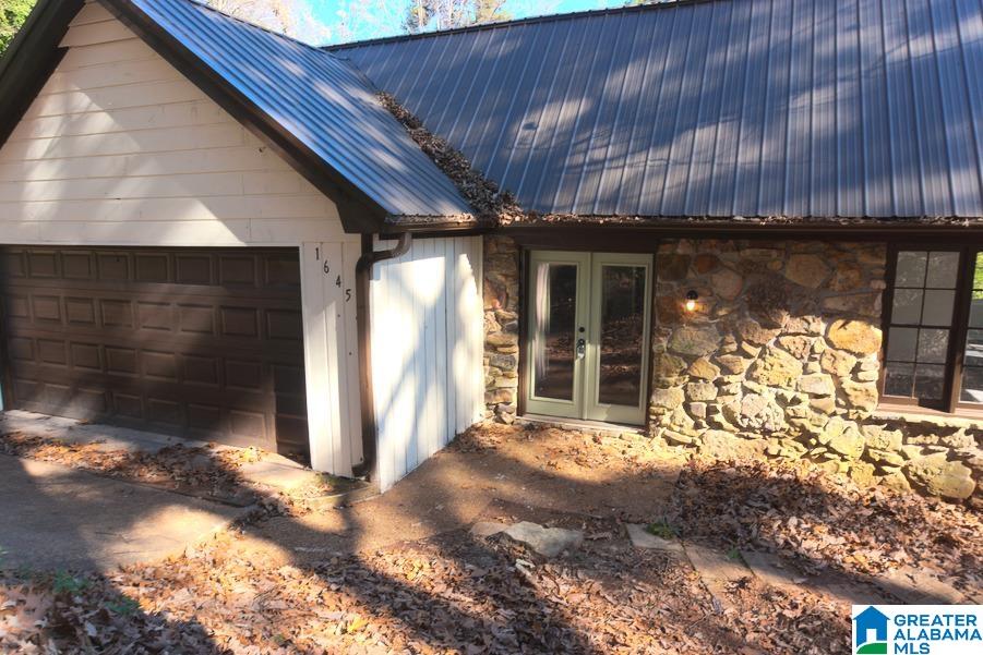 1645 FAIRCREST DRIVE