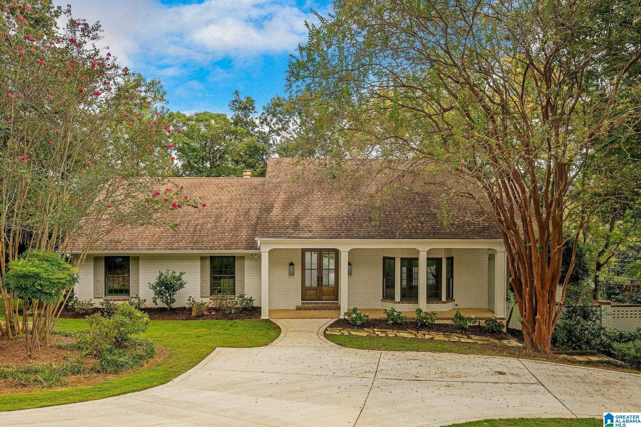 321 VESCLUB DRIVE