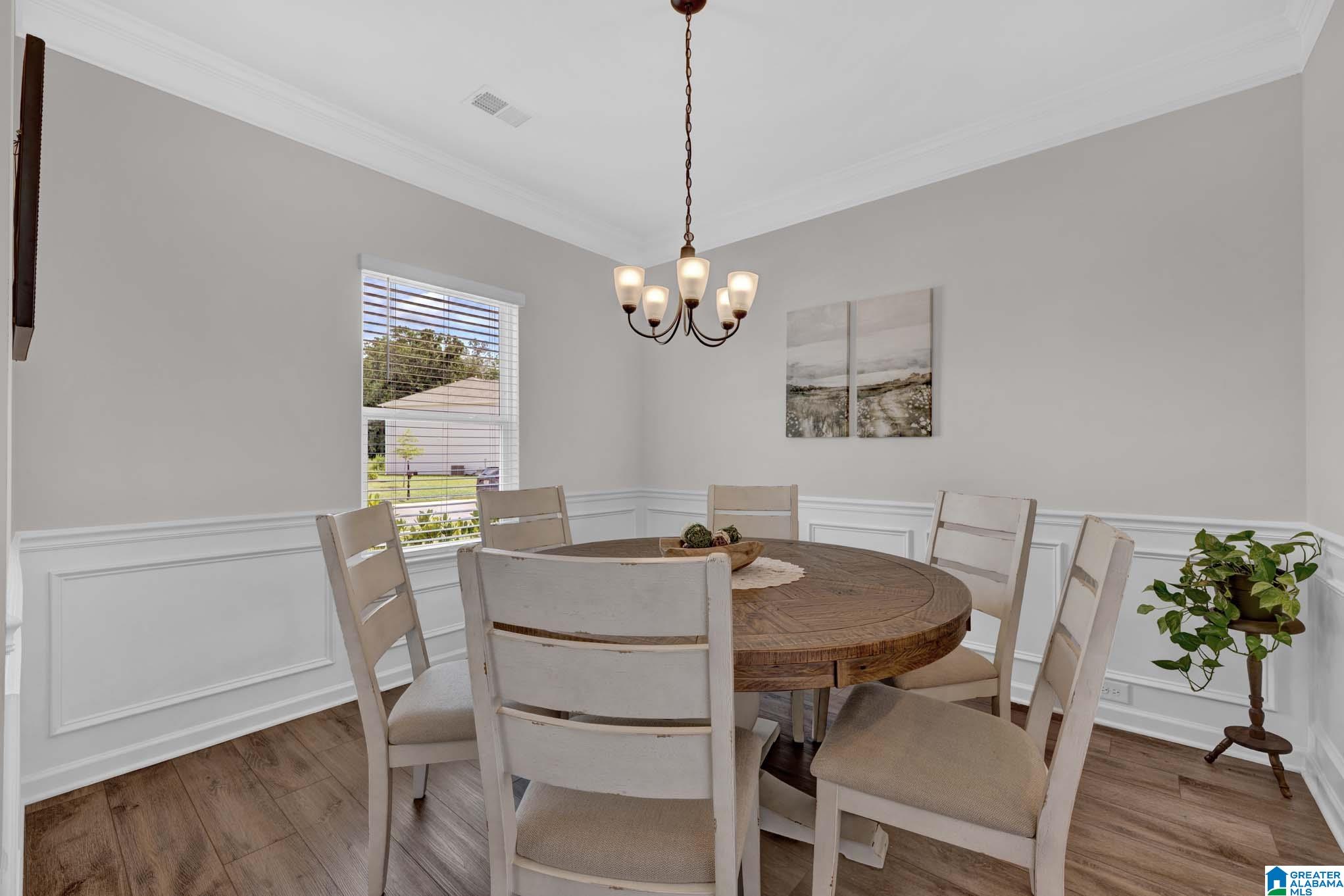 547 BRIDLEWOOD CIRCLE