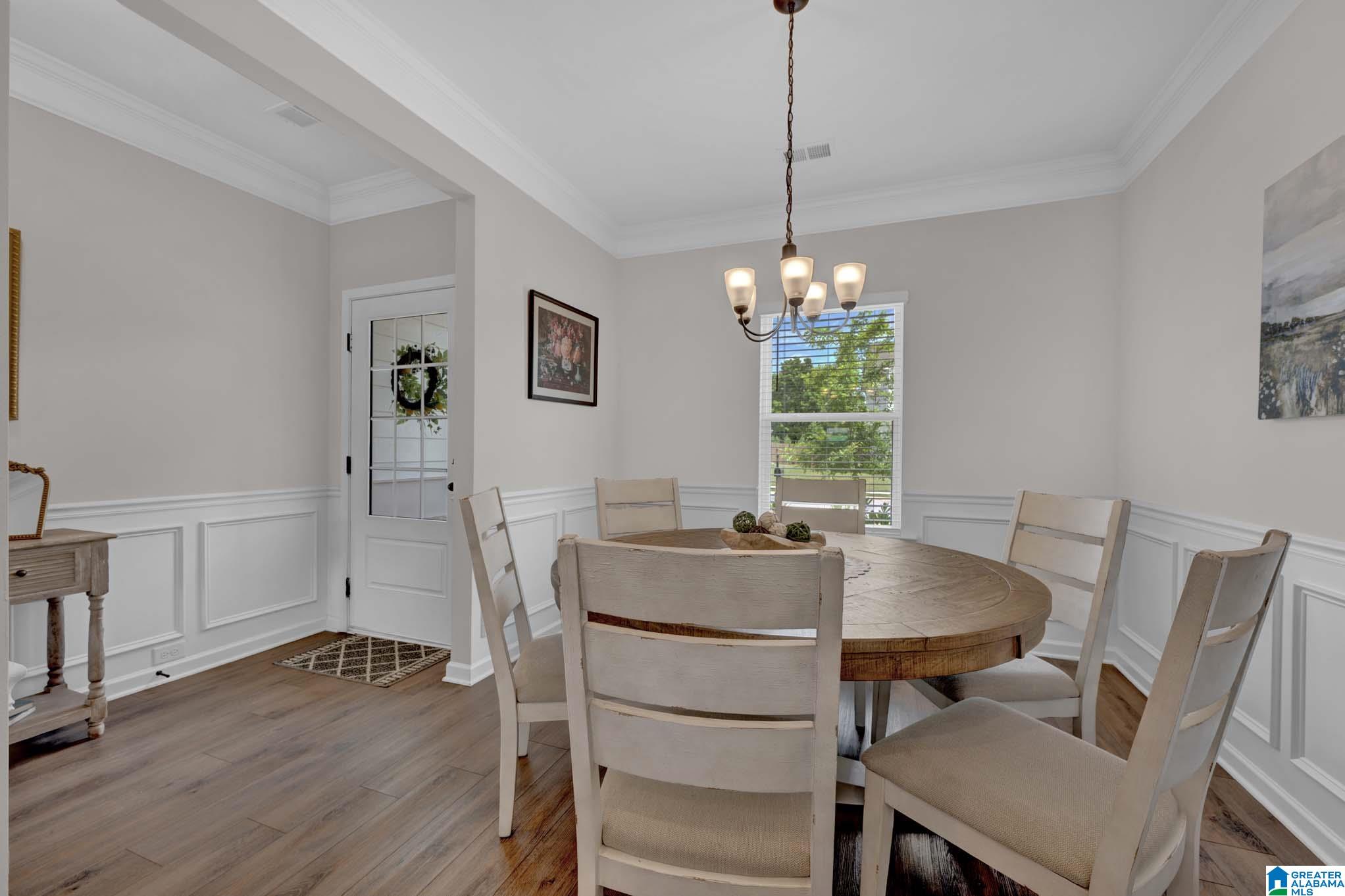 547 BRIDLEWOOD CIRCLE