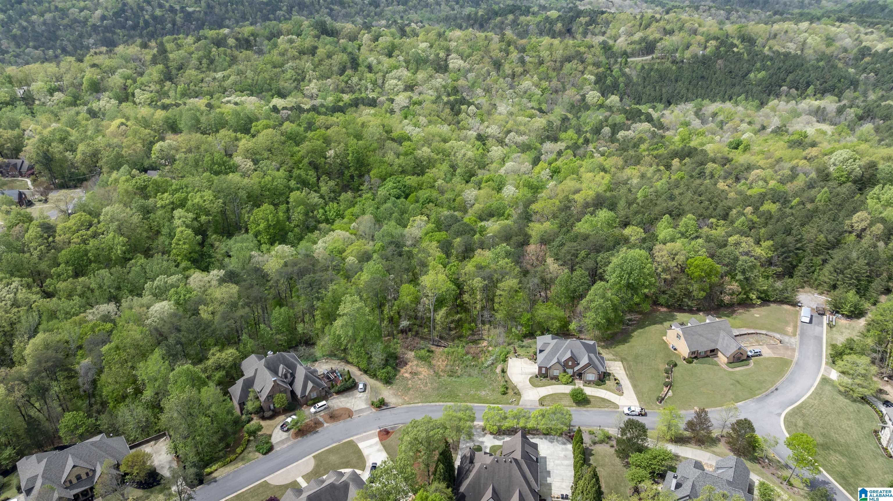 832 MOUNTAINVIEW DRIVE 105