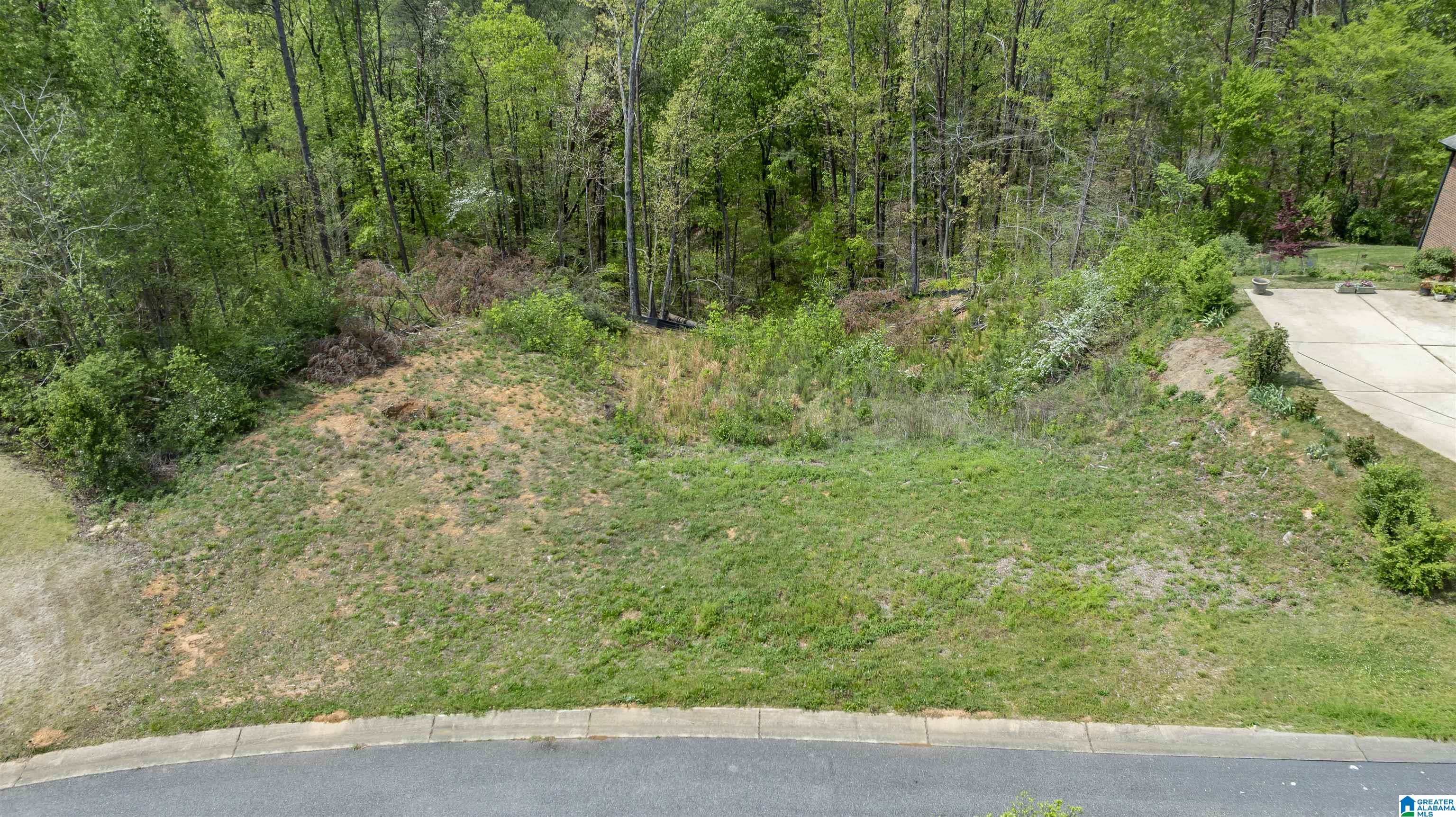 832 MOUNTAINVIEW DRIVE 105