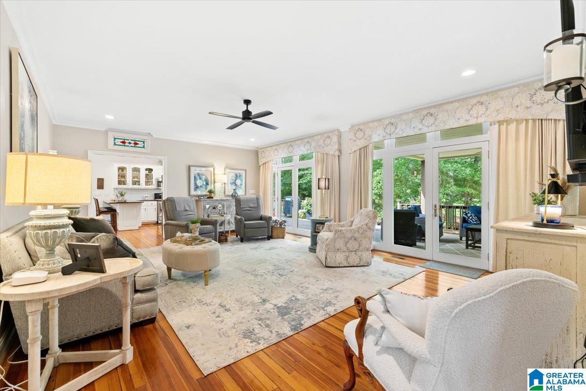 236 BRIARWOOD CIRCLE