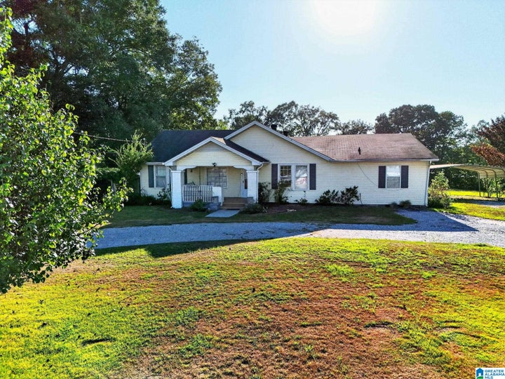 Photo 1 of 35 — 1705 FULMER DRIVE, CLANTON, AL 35045