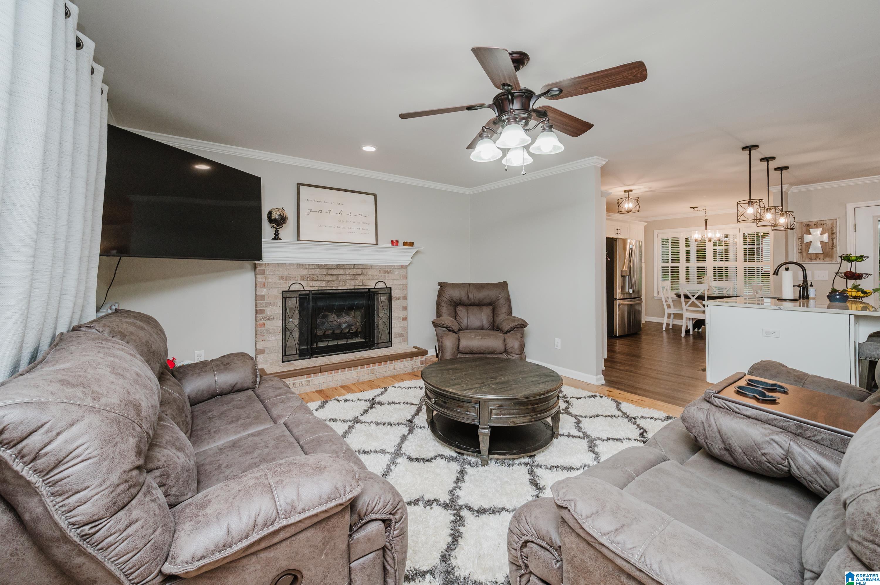 814 TIMBERLANE DRIVE