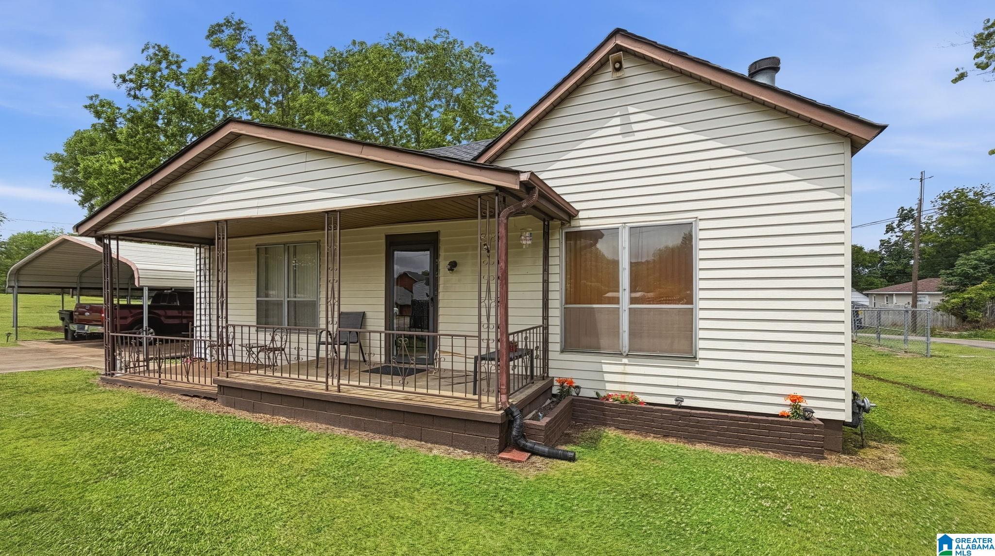 Photo 1 of 24 — 5516 AVENUE G, LIPSCOMB, AL 35020