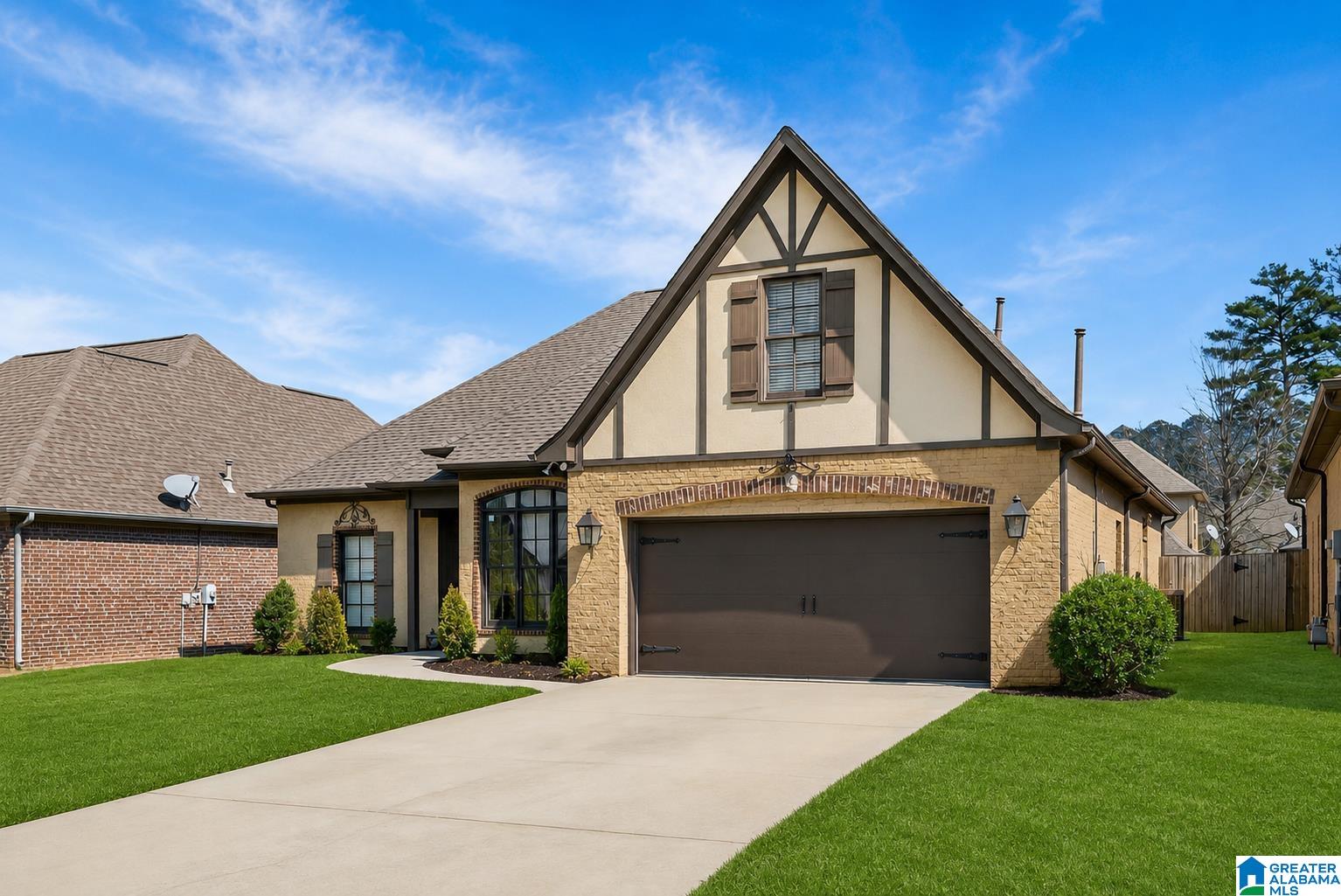 Photo 1 of 30 — 932 TALON WAY, BIRMINGHAM, AL 35242