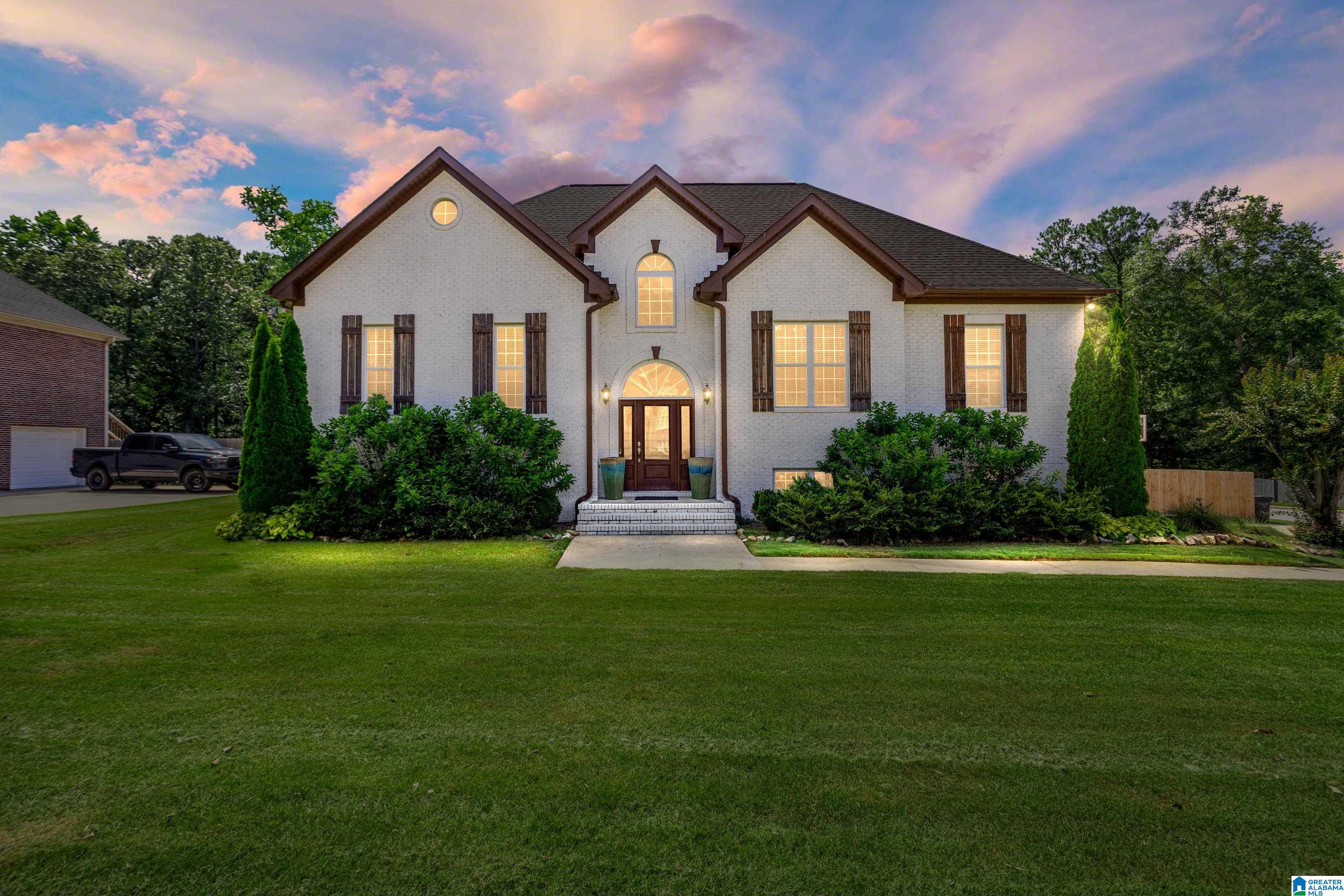 132 OAKLYN HILLS DRIVE