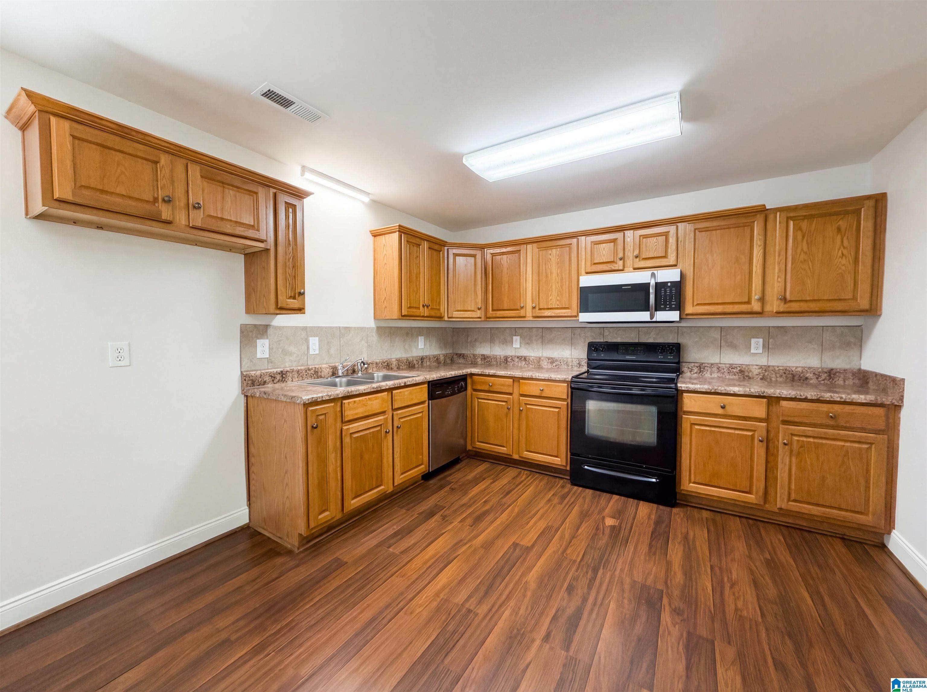 5530 JEAN RIDGE LANE