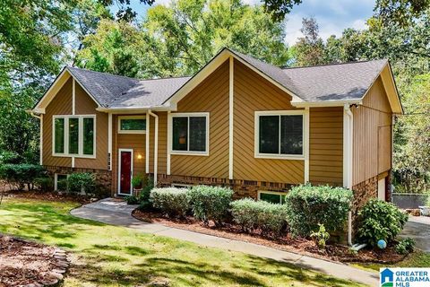 1017 FRANKS CIRCLE ALABASTER AL 35007