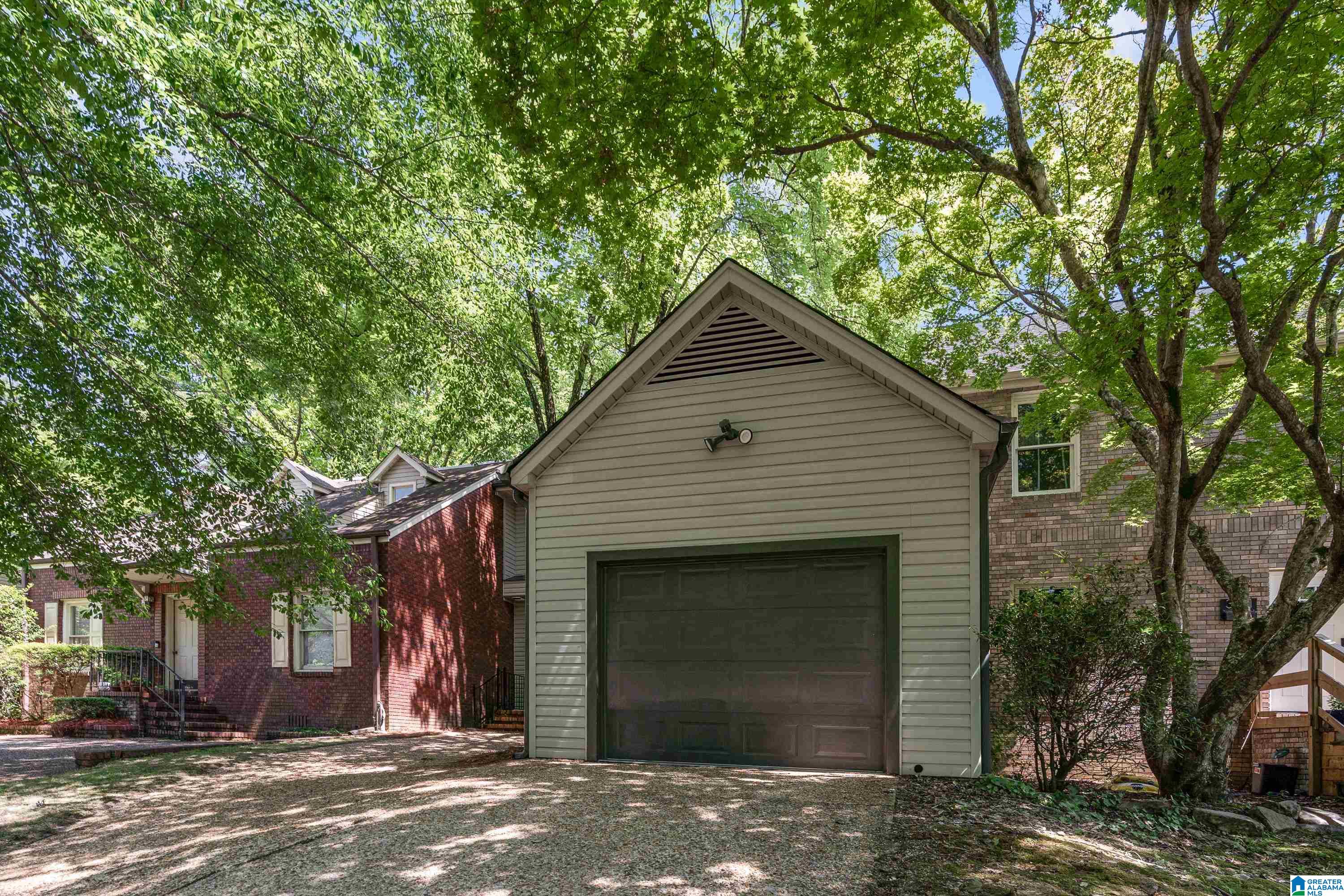 3013 OLD STONE DRIVE