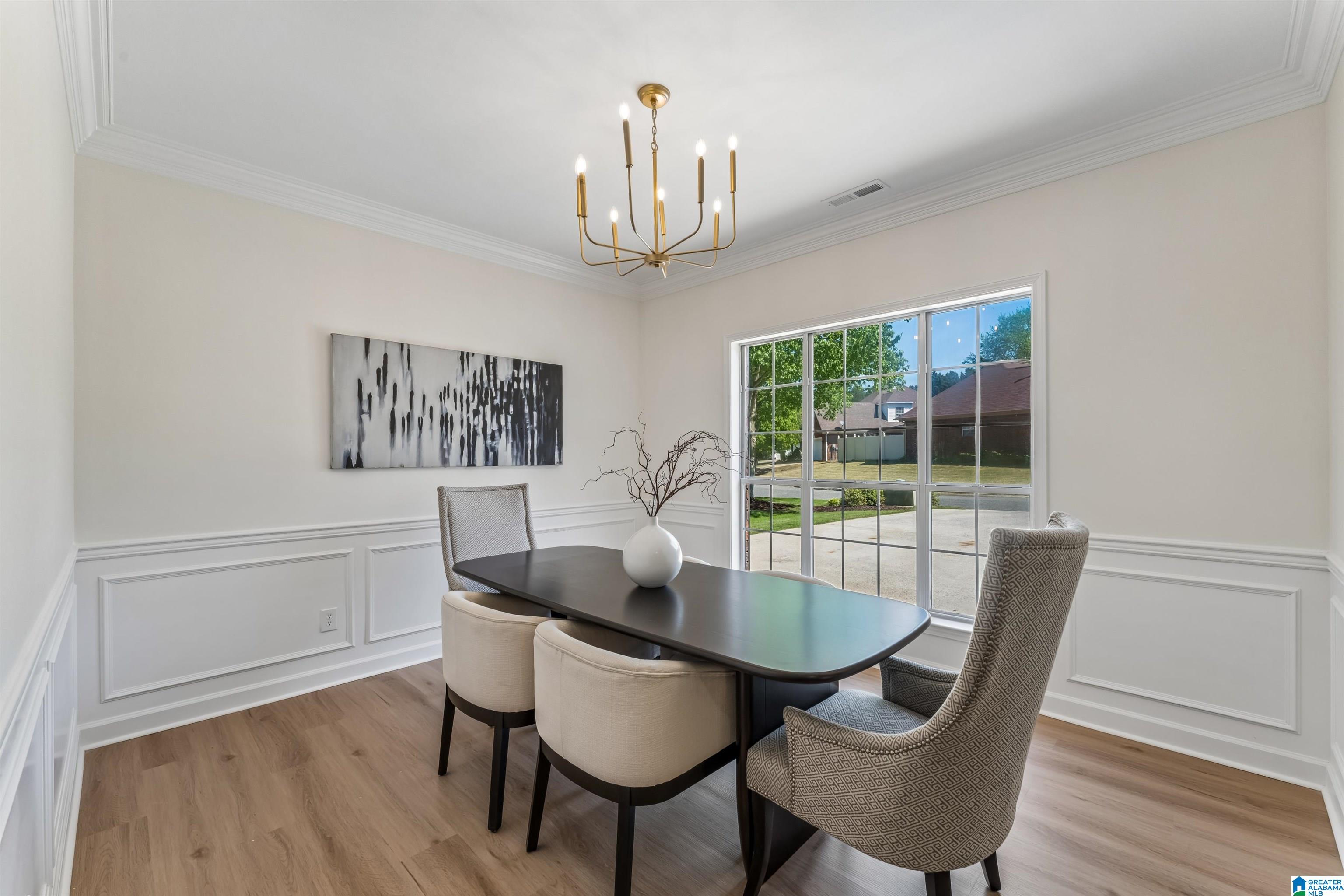 4461 PARKWOOD CIRCLE