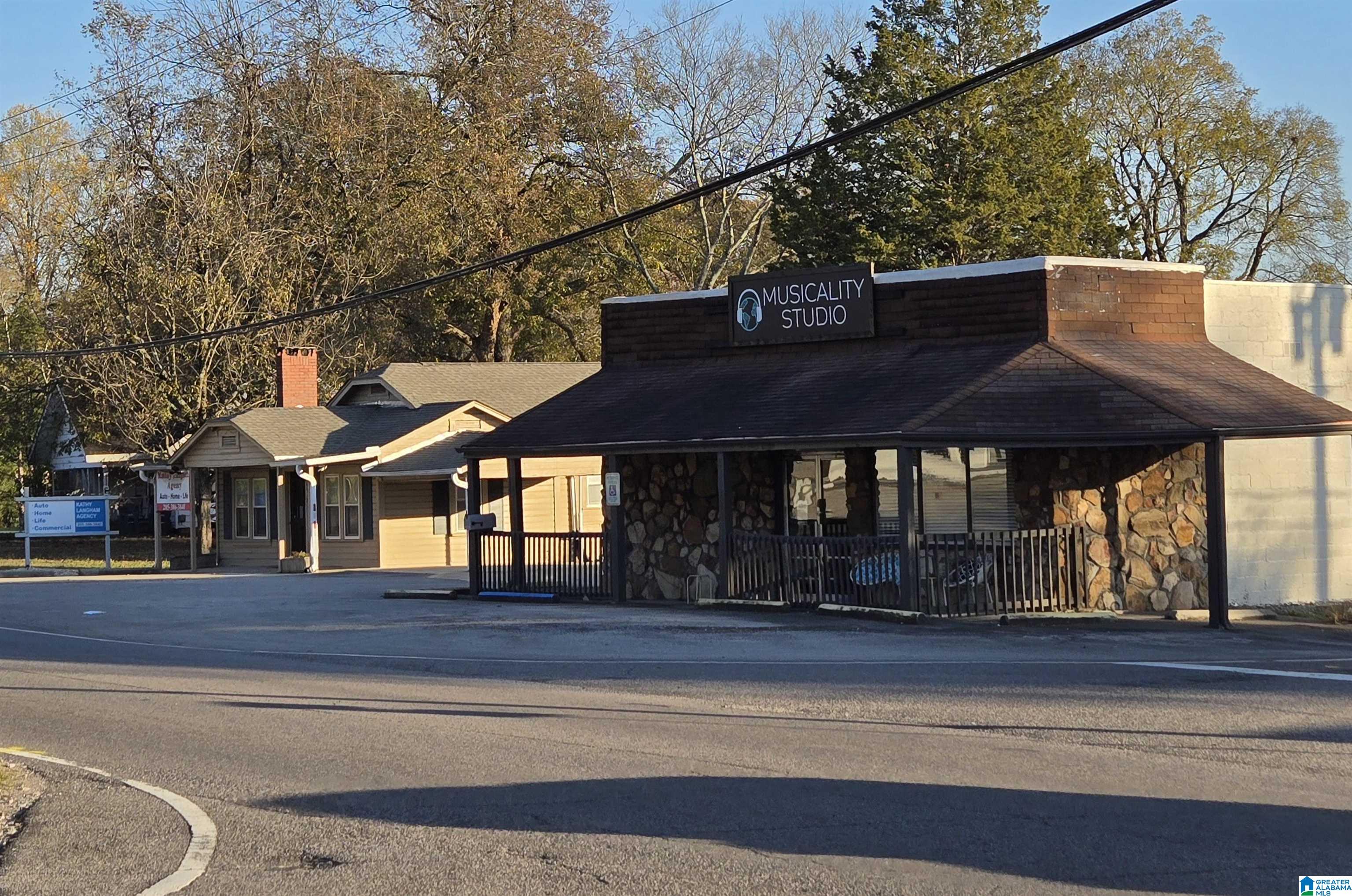 501,505 TARRANT ROAD
