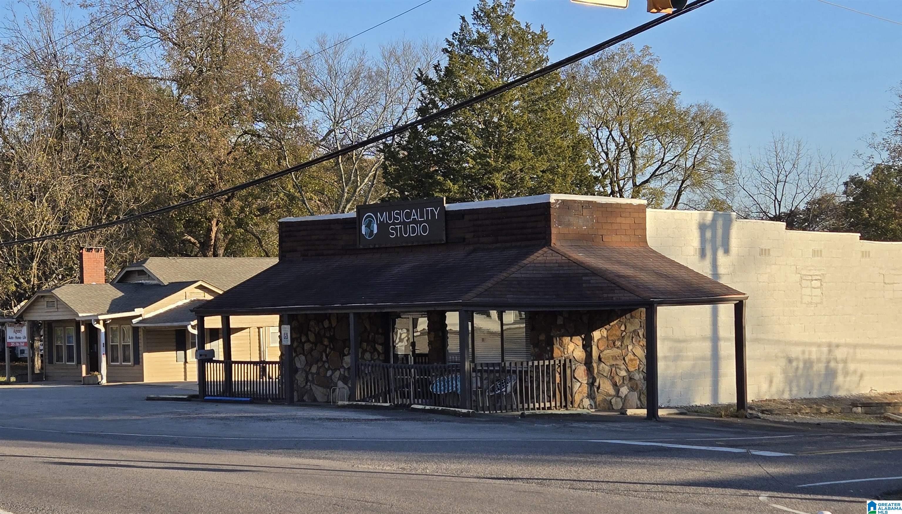 501,505 TARRANT ROAD