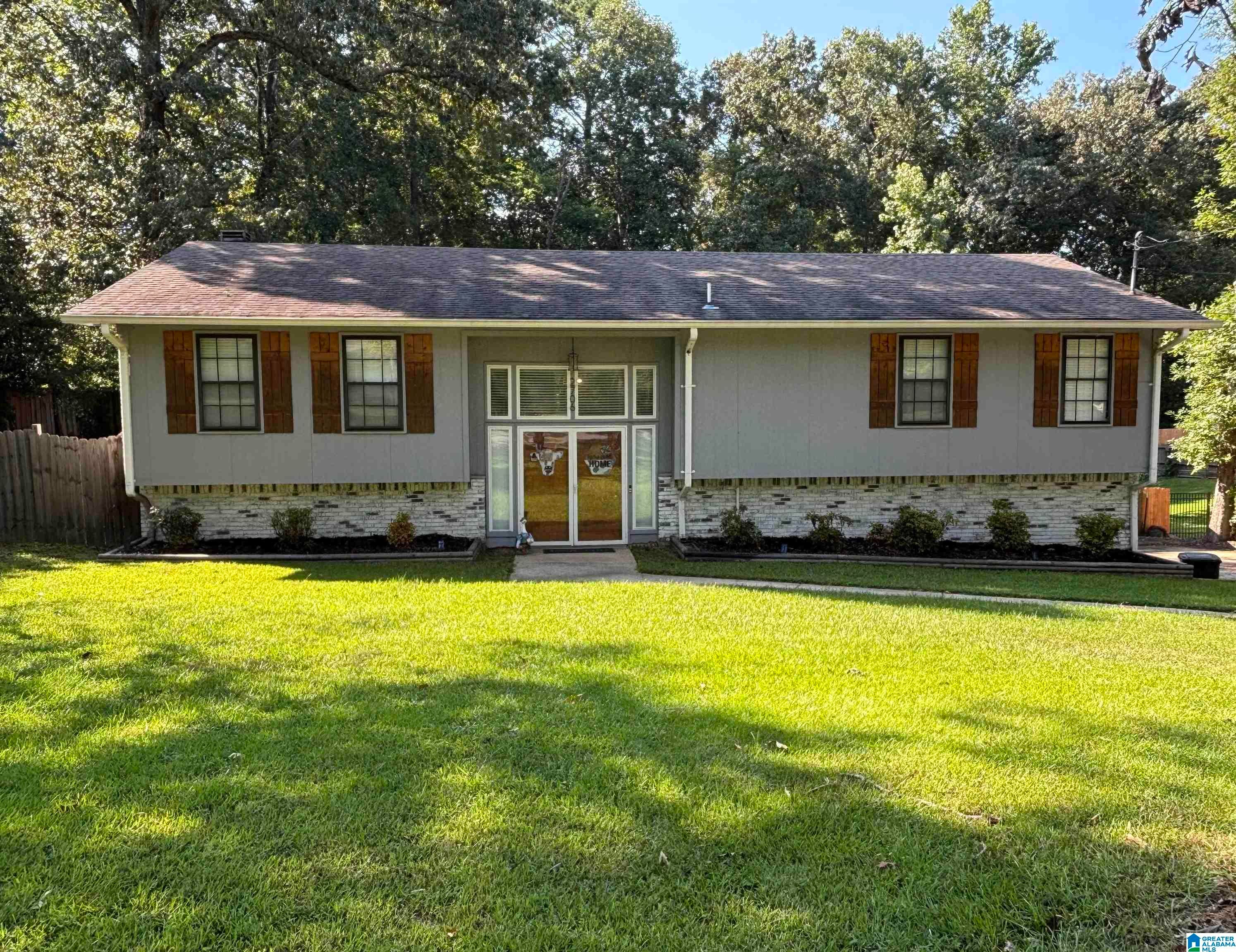 2706 BRIARCLIFF ROAD