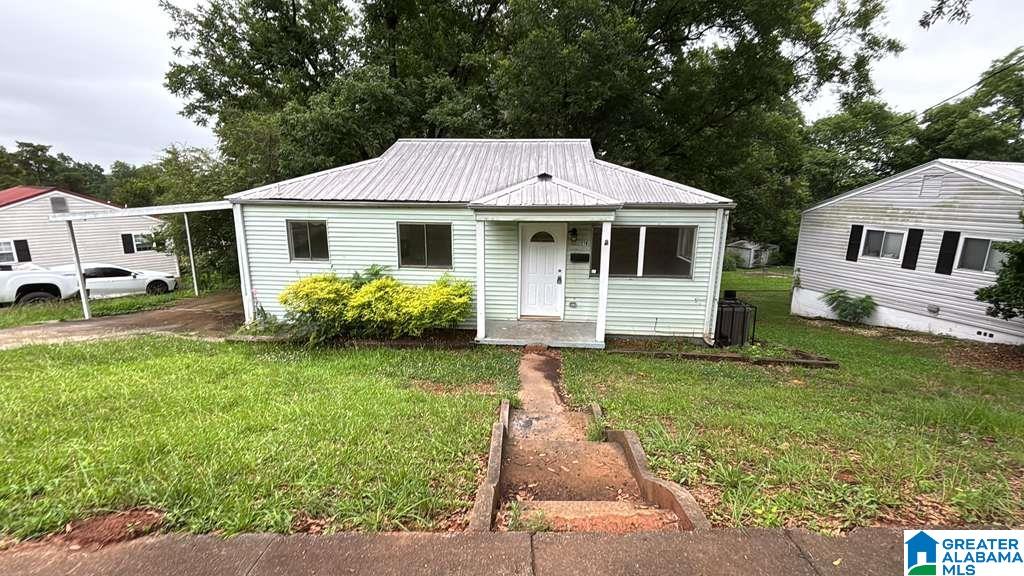 Photo 1 of 19 — 216 PINE STREET, HUEYTOWN, AL 35023