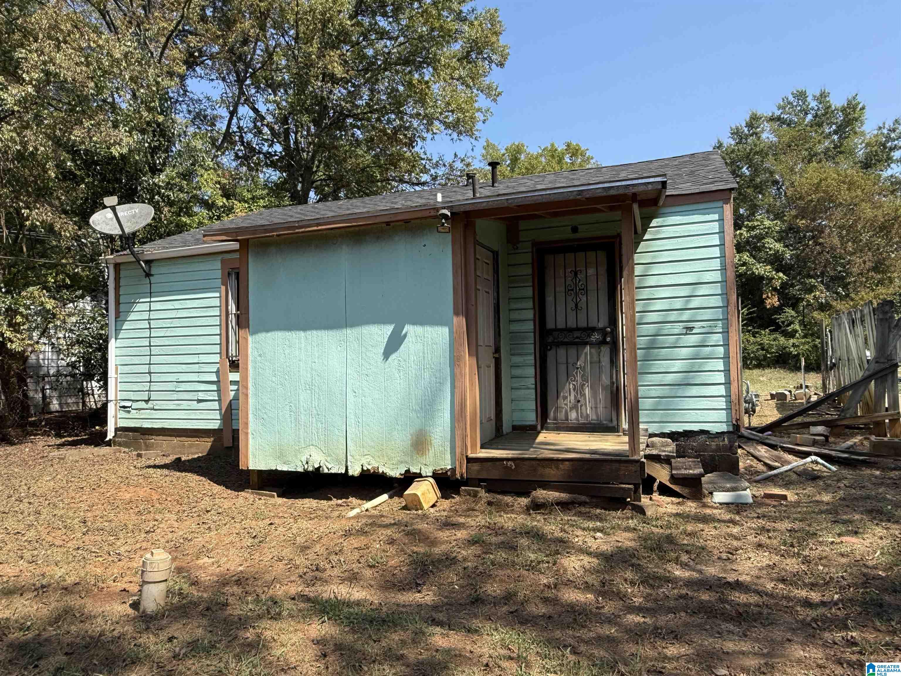 408 HENSON STREET - Photo 3
