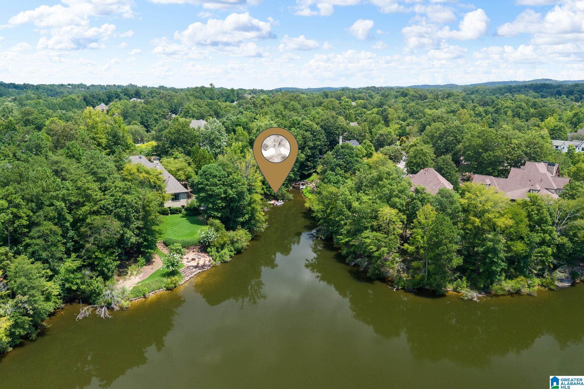 4007 LAMBERT COVE