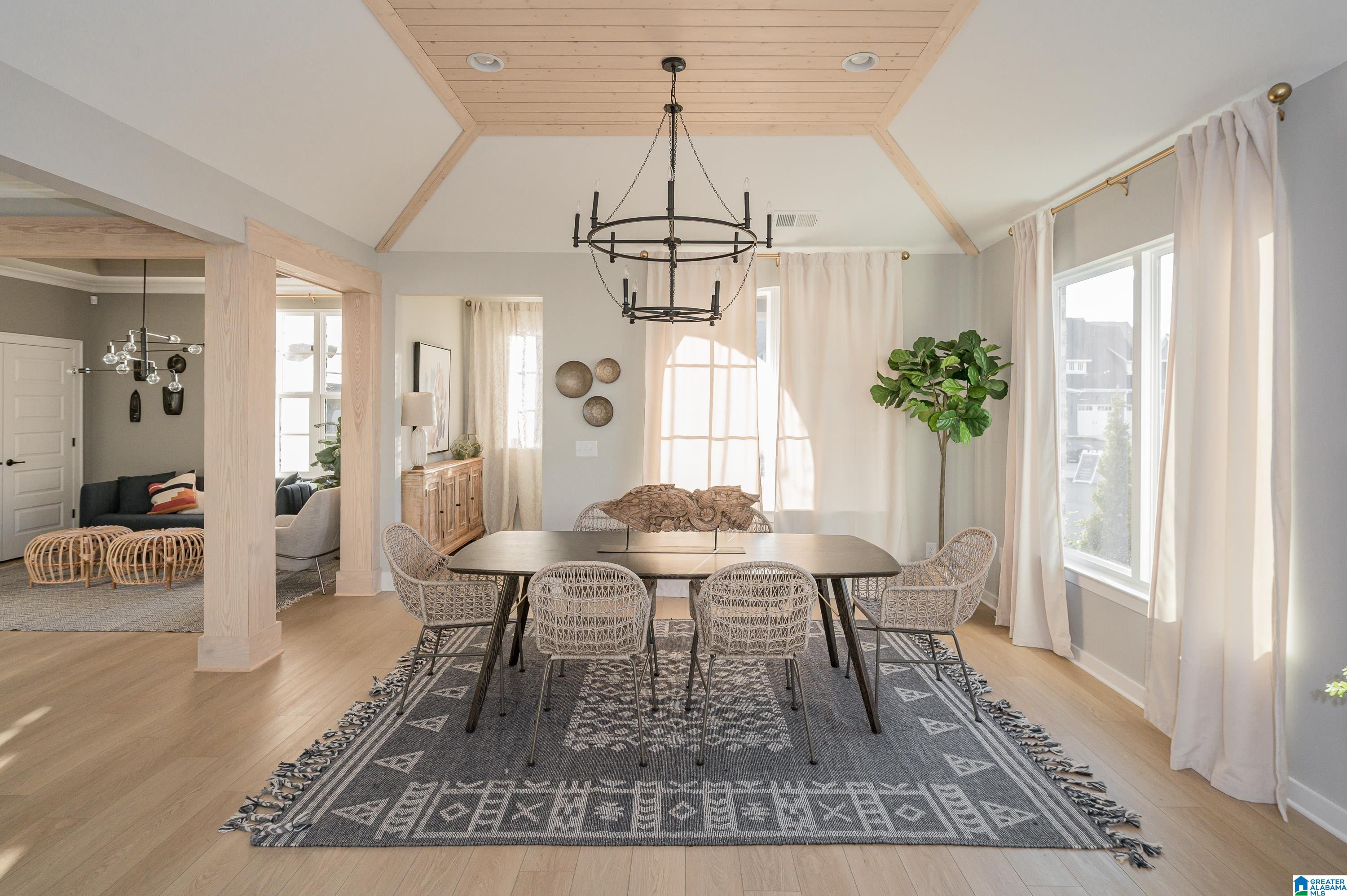 2018 GABLE WAY