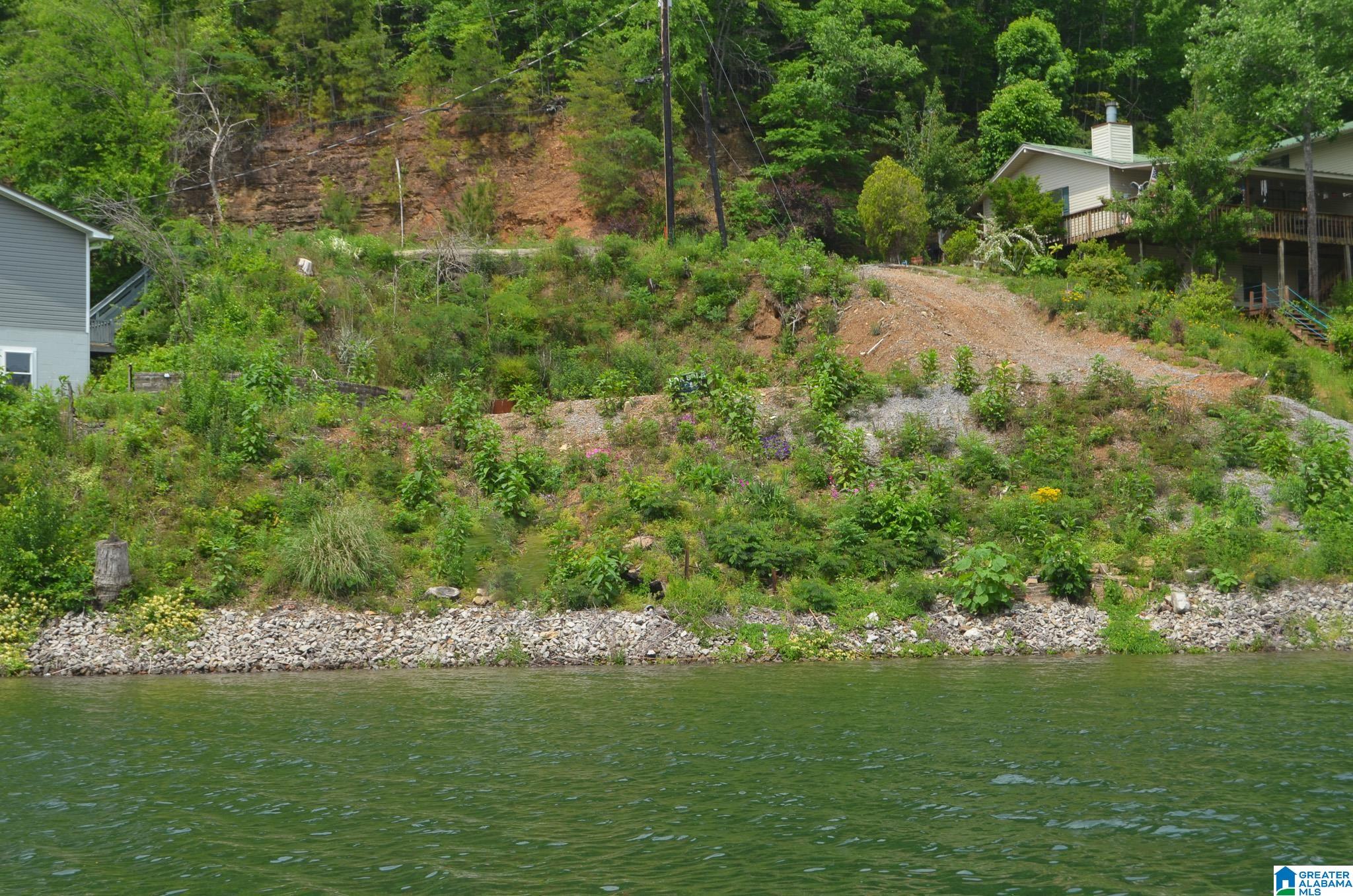 1443 COUNTY ROAD 154 6