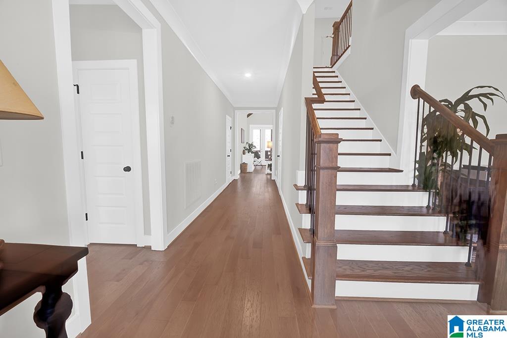 1027 PINECLIFF CIRCLE