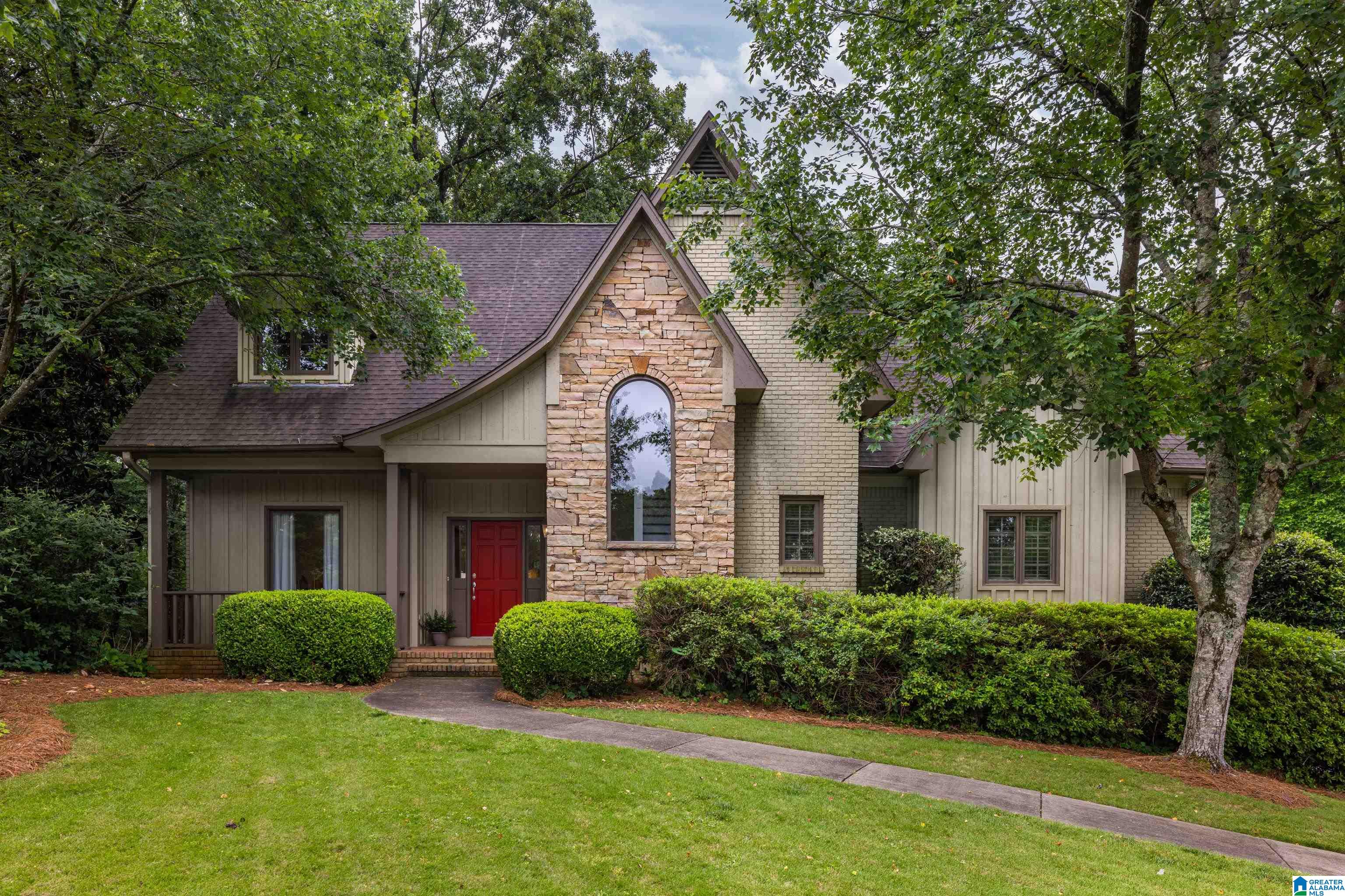 2157 CAMERON CIRCLE