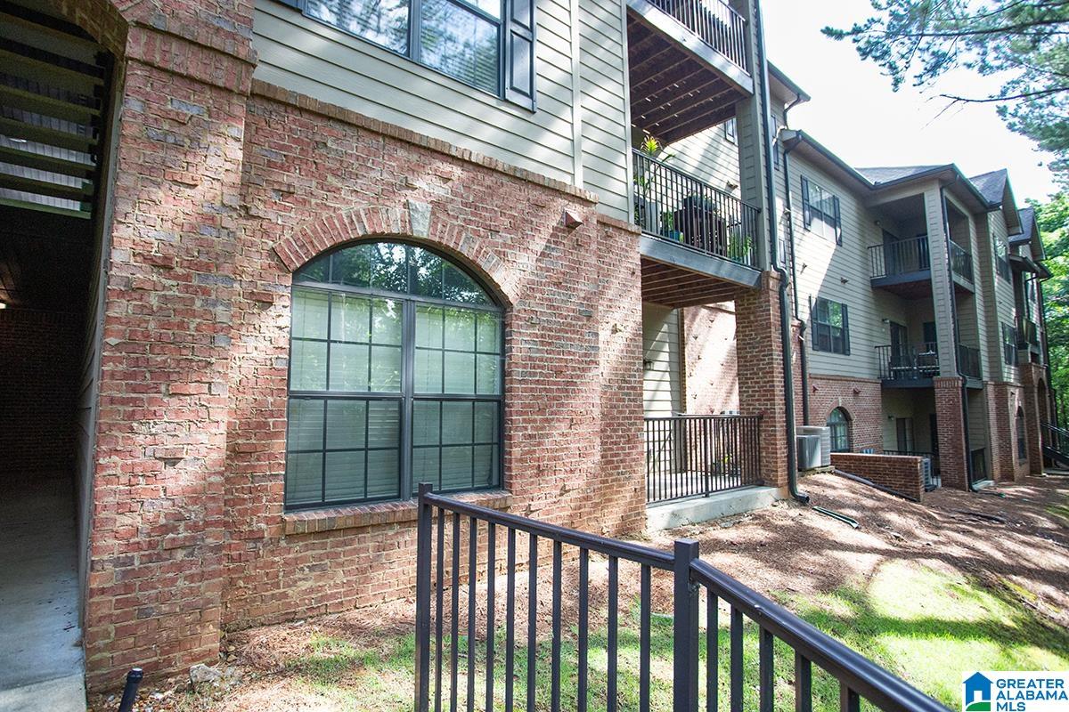 202 STERLING OAKS DRIVE 202